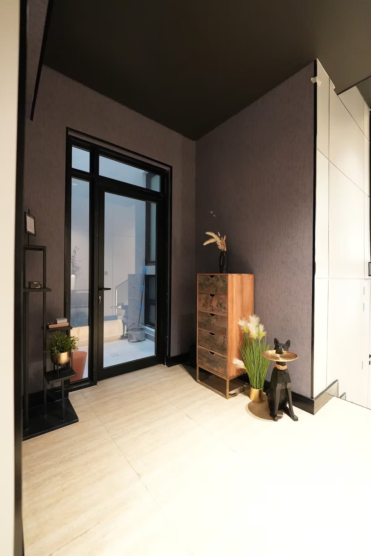 Penthouse swimming pool & Cinema 11