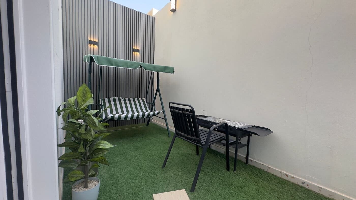 استديو بأثاث مريح 6