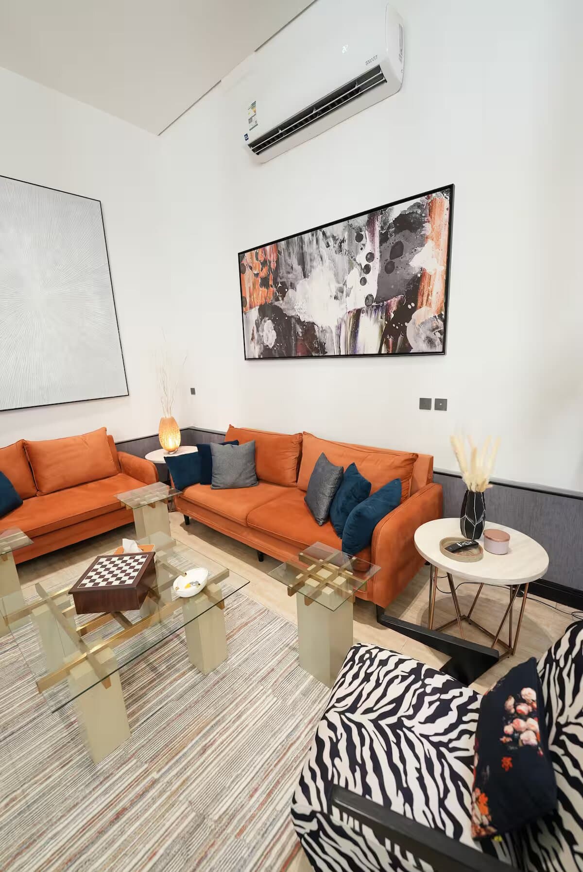 Penthouse swimming pool & Cinema 1