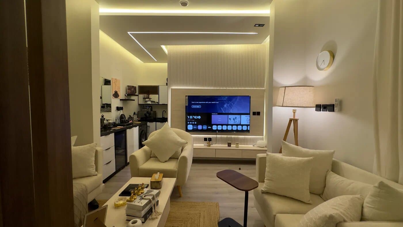 استديو بأثاث مريح 1