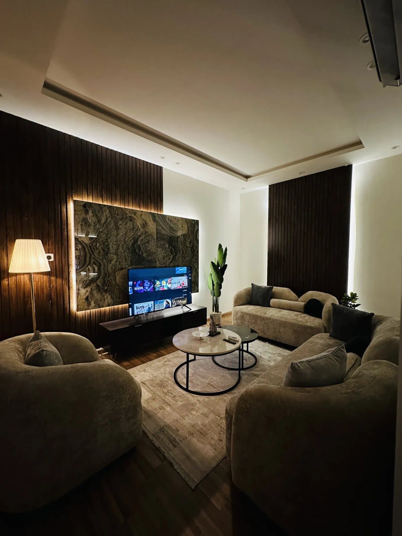 Apartment in Almalqa property view