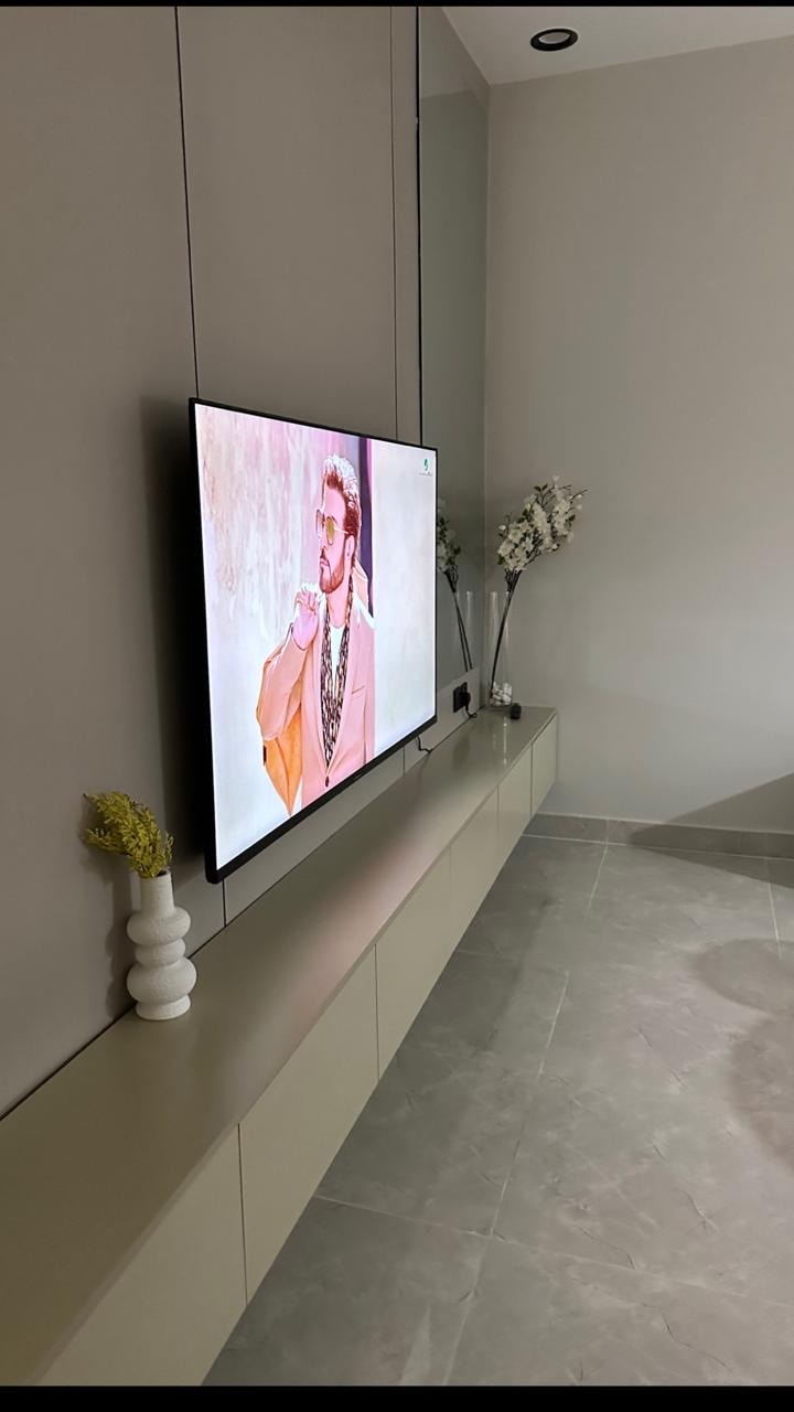 استديو انيق دخول ذاتي 10