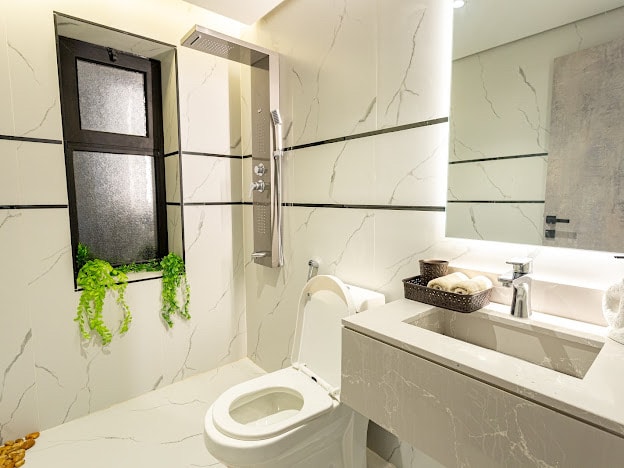 شقه ببلكونه مطله على البحر 10