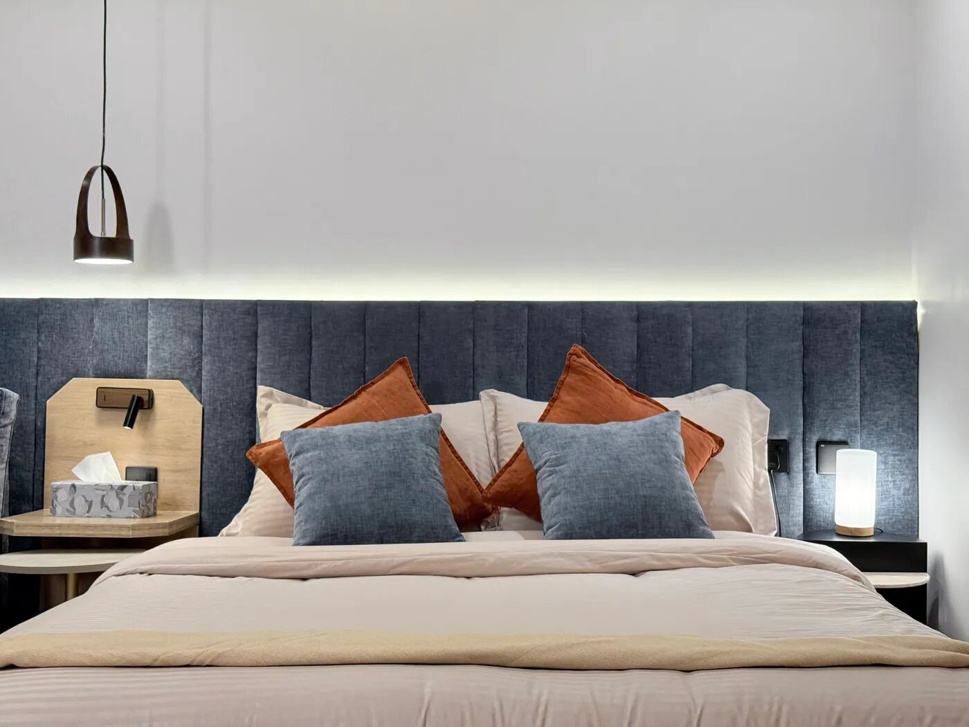 استديو هادئ بسرير ماستر وبلكونه 4