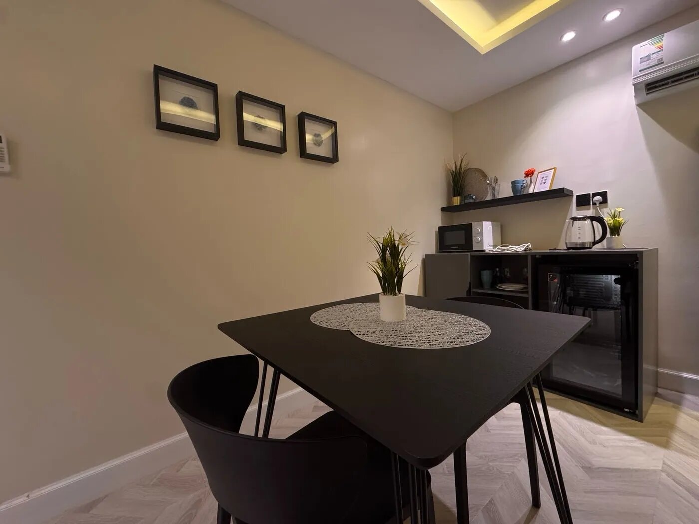 شقة بغرفة نوم وصالة بدخول ذكي 14