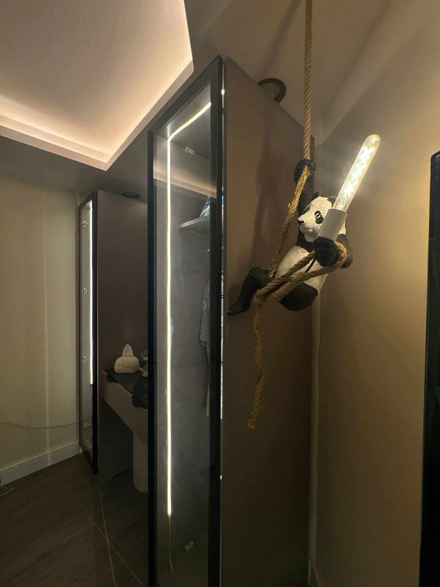 استديو بسرير ماستر ودخول ذاتي 5