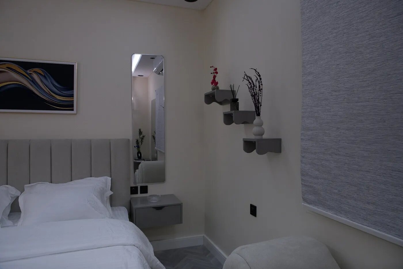 استديو هادئ بسريرماستر بدخول ذكي 3