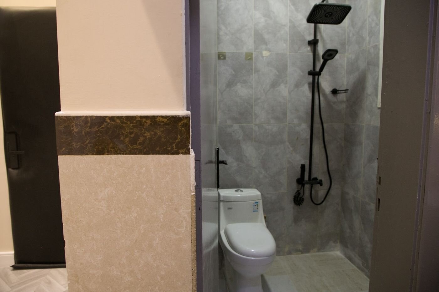 استديو هادئ بسريرماستر بدخول ذكي 13