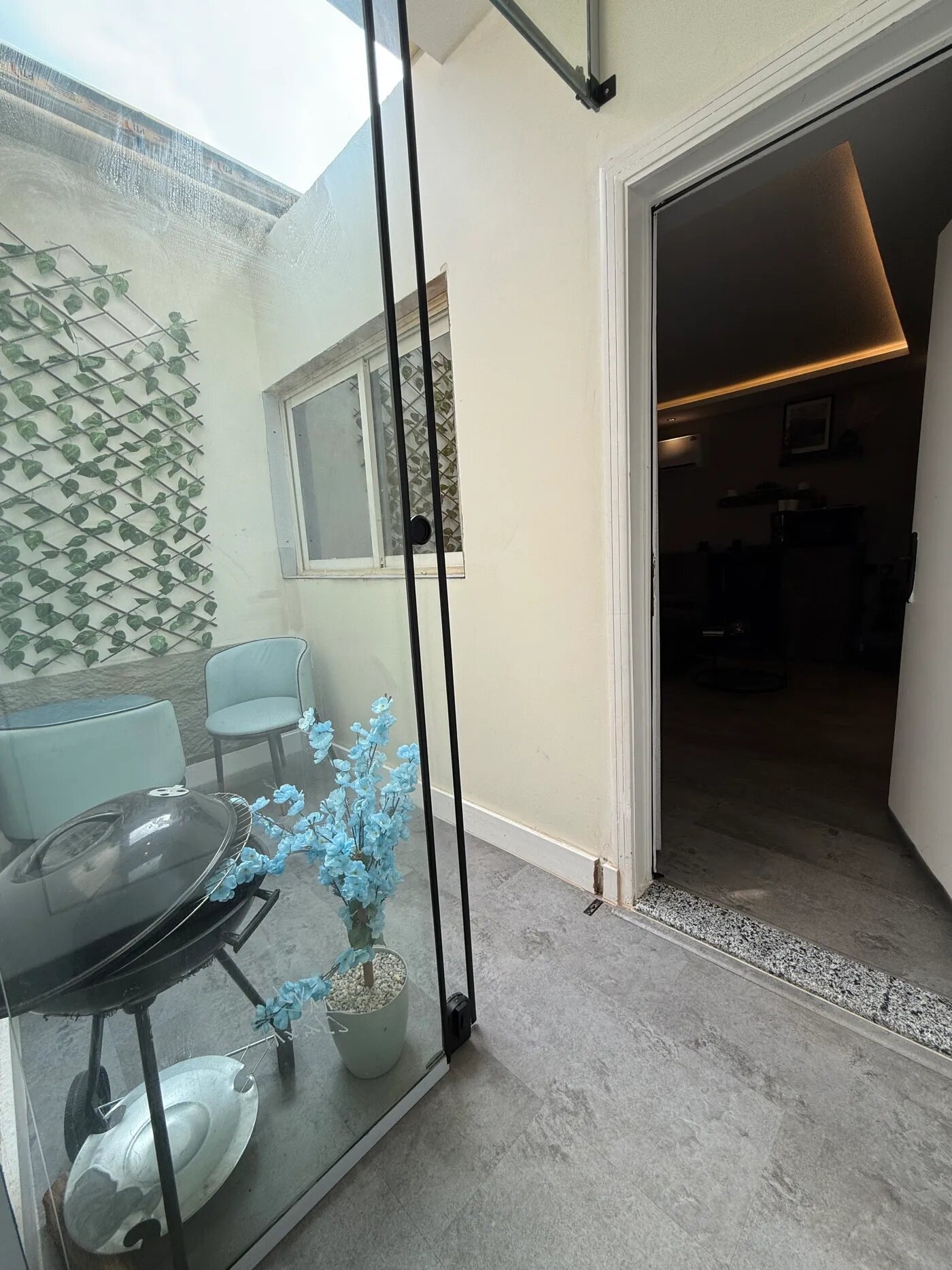 استديو هادئ بسرير ماستر دخول ذكي 14