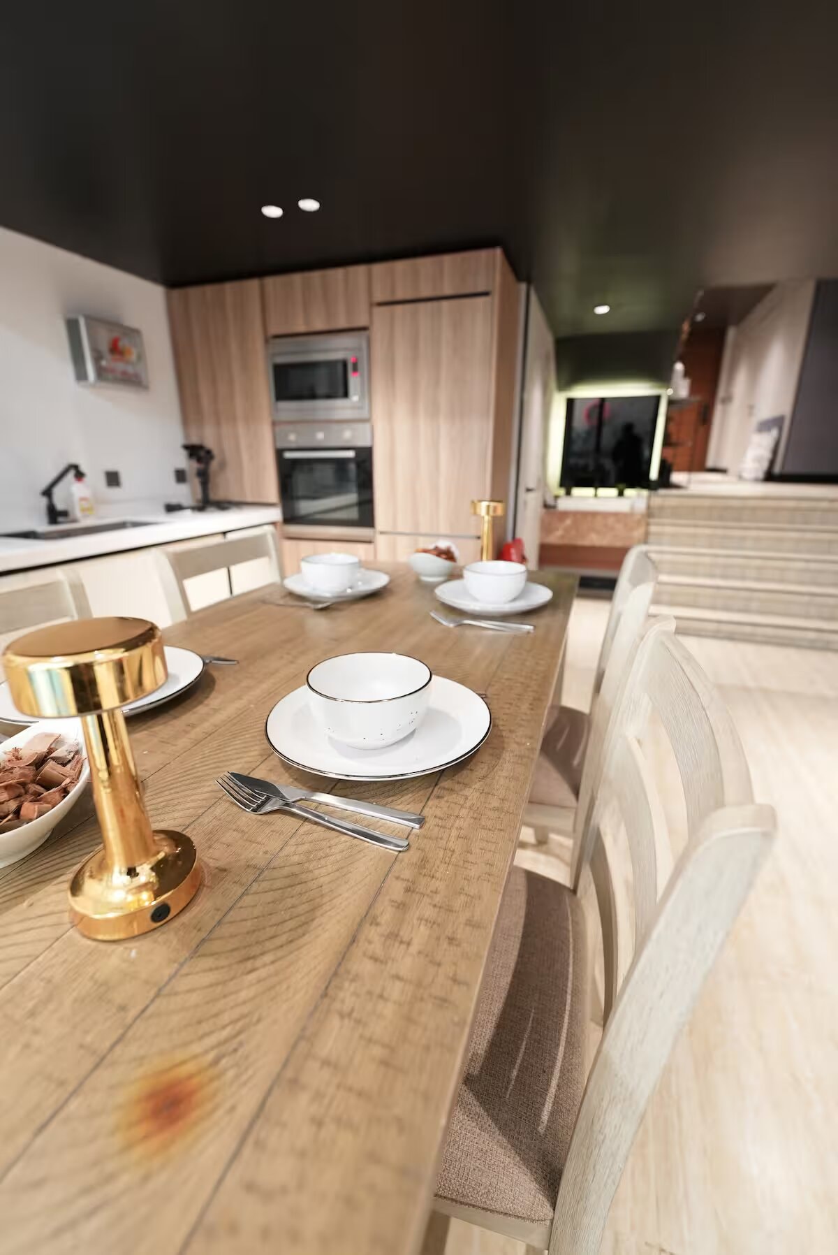 Penthouse swimming pool & Cinema 17