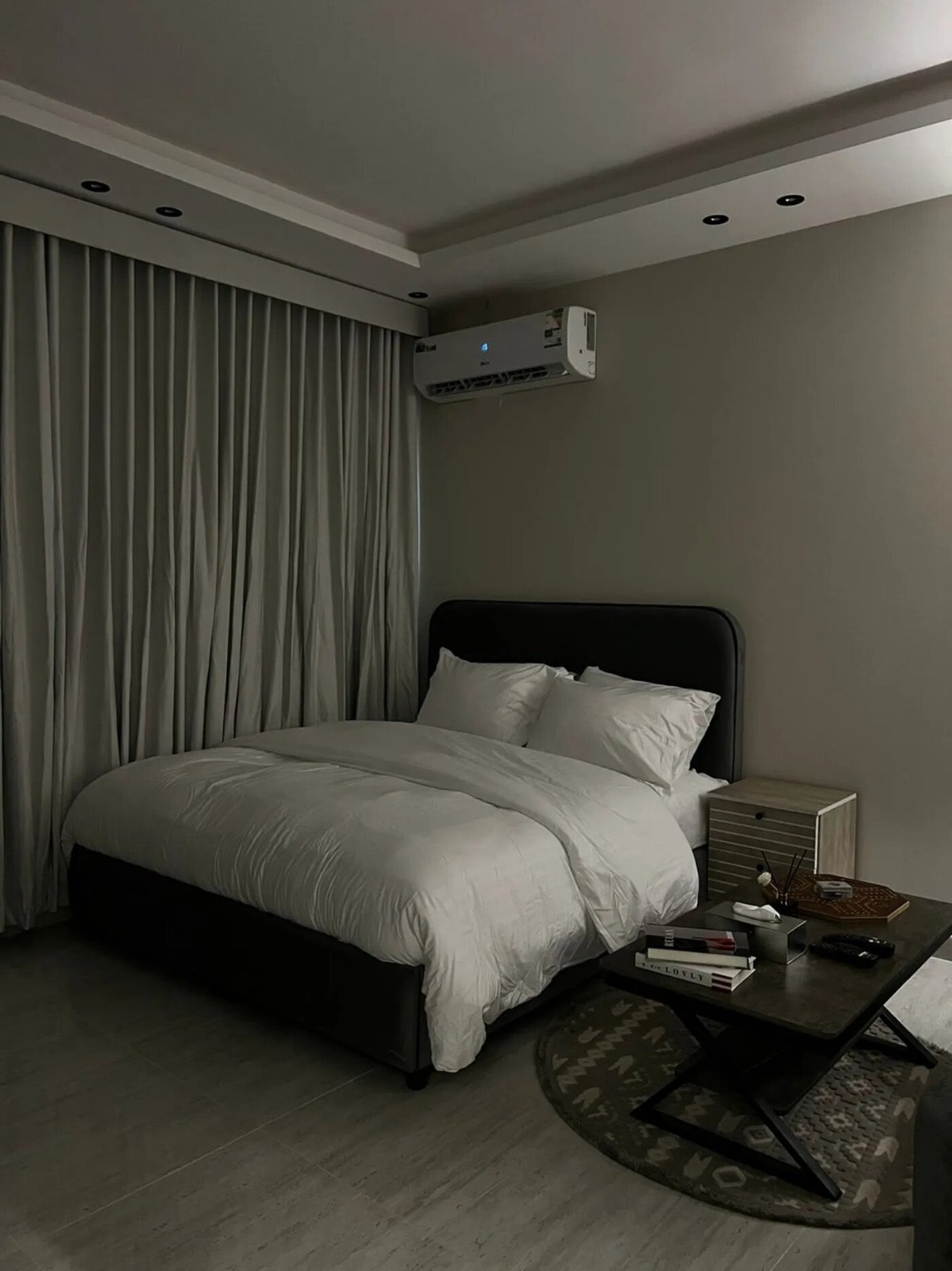 استوديو بسرير ماستر وجالسة جانبية 6