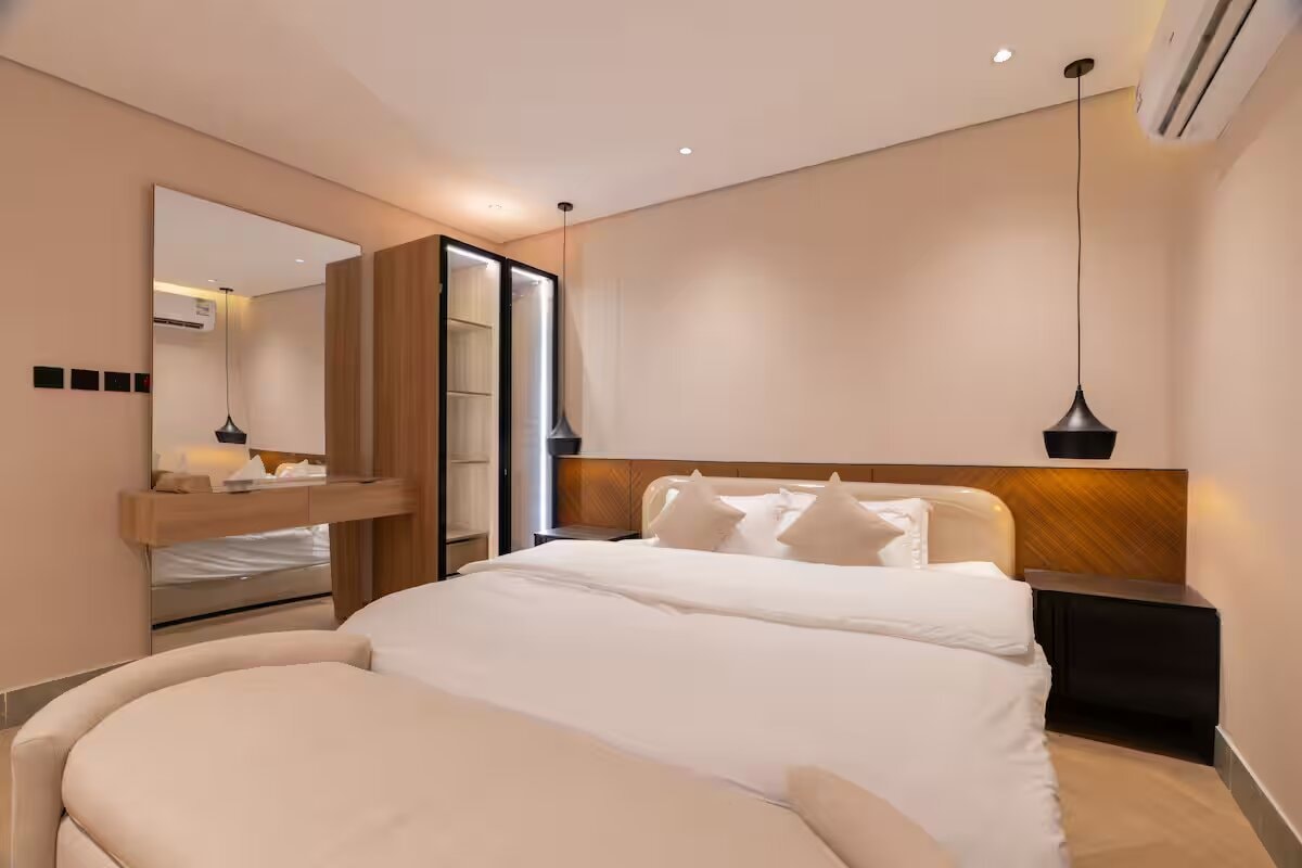 استديو فاخر 6