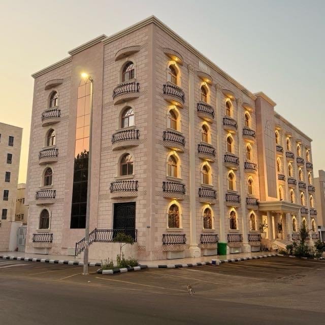 شقة انيقة بغرفة نوم وصالة ومطبخ 2