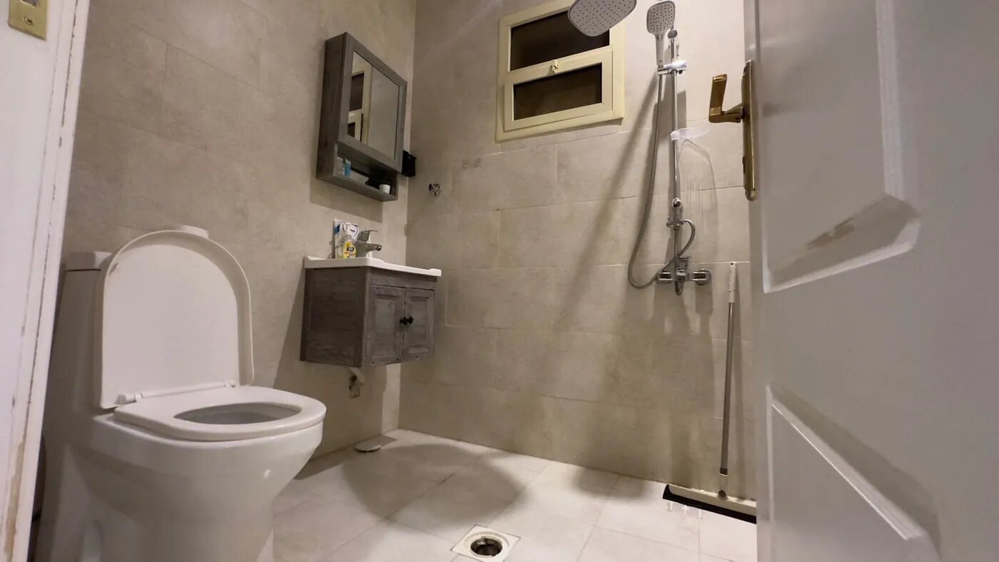 شقة بغرفة نوم ومعيشة 10