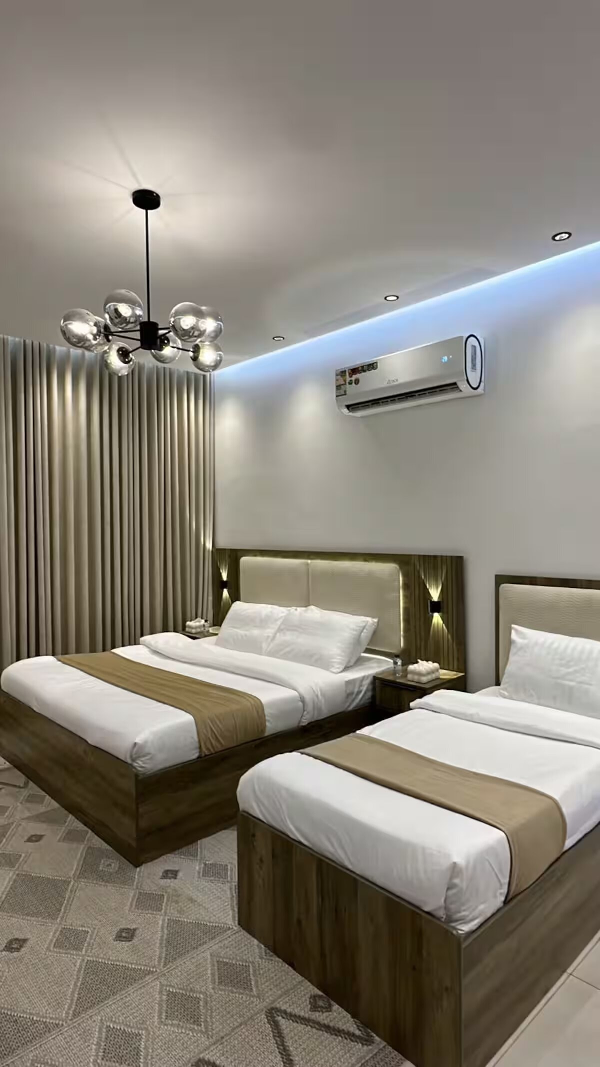 غرفه وصاله فاخره 114 4