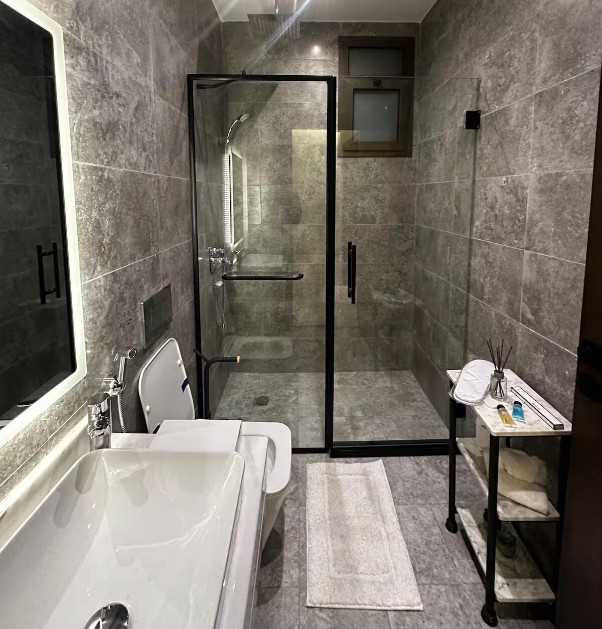 شقه الماسيه502- 3غرف 8