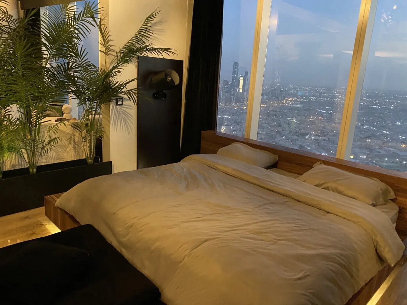 استديو بإطلاله مميزة 5