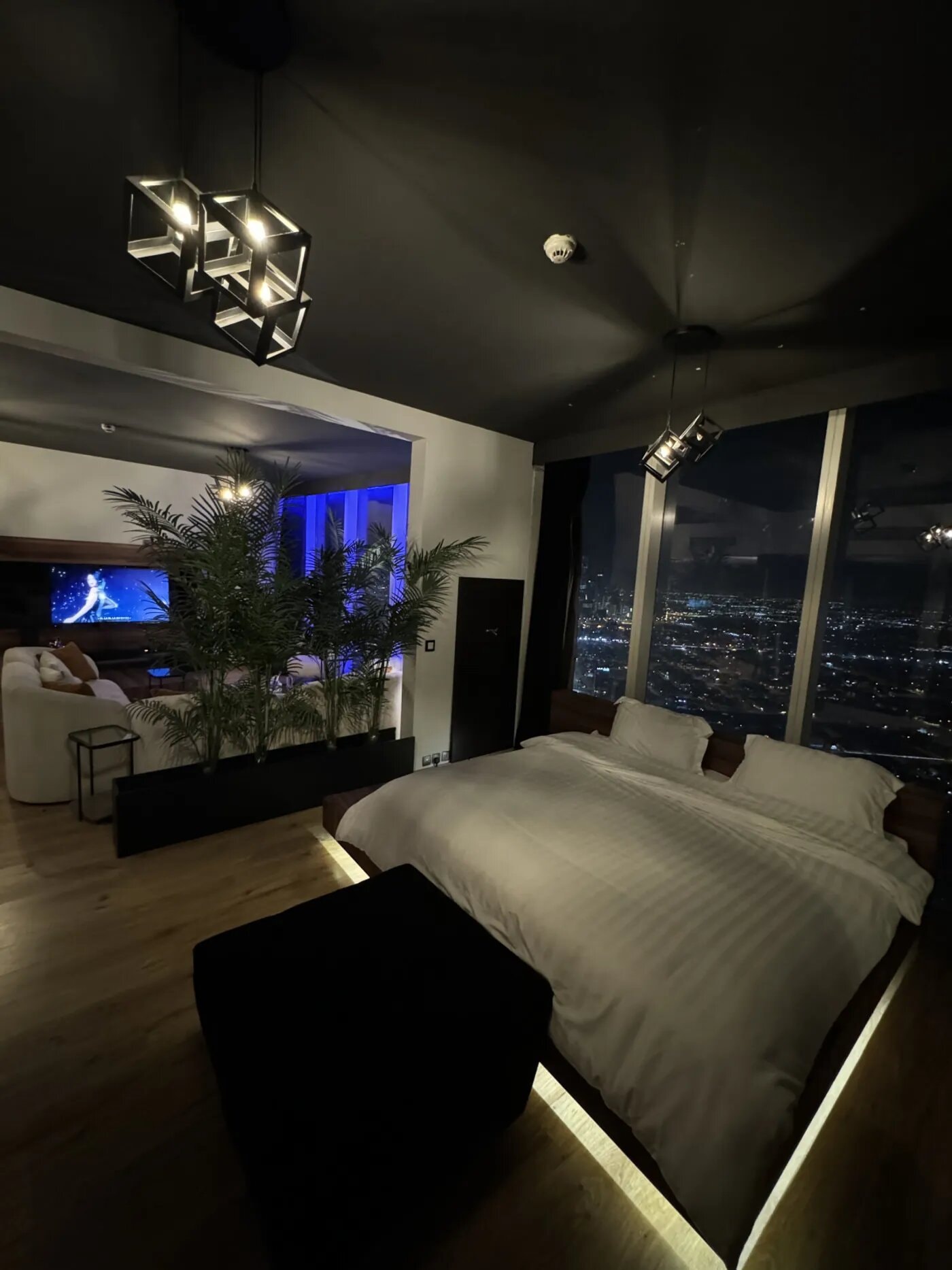 استديو بإطلاله مميزة 9