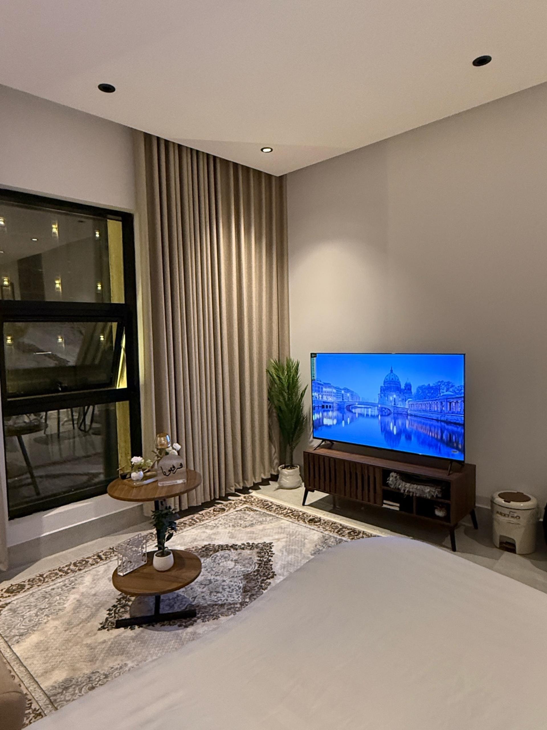 استديو الأرنْ الخبر 8