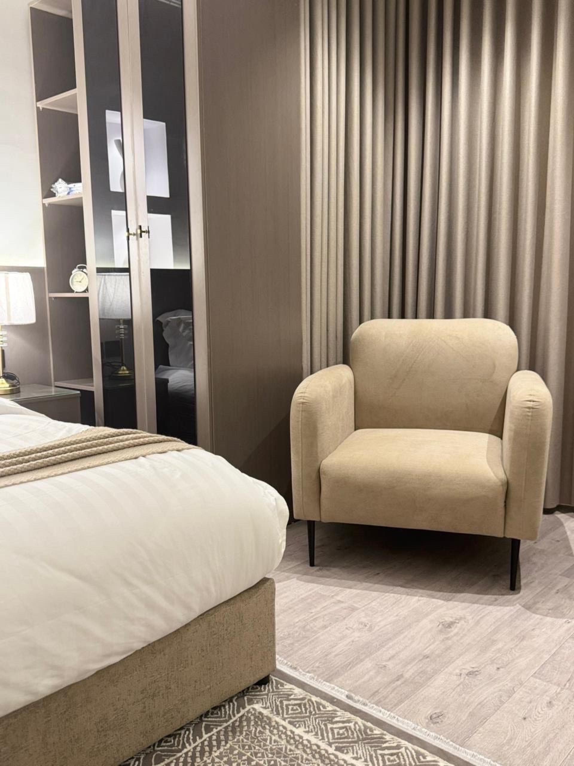 عش المدينة  303City Nest 7