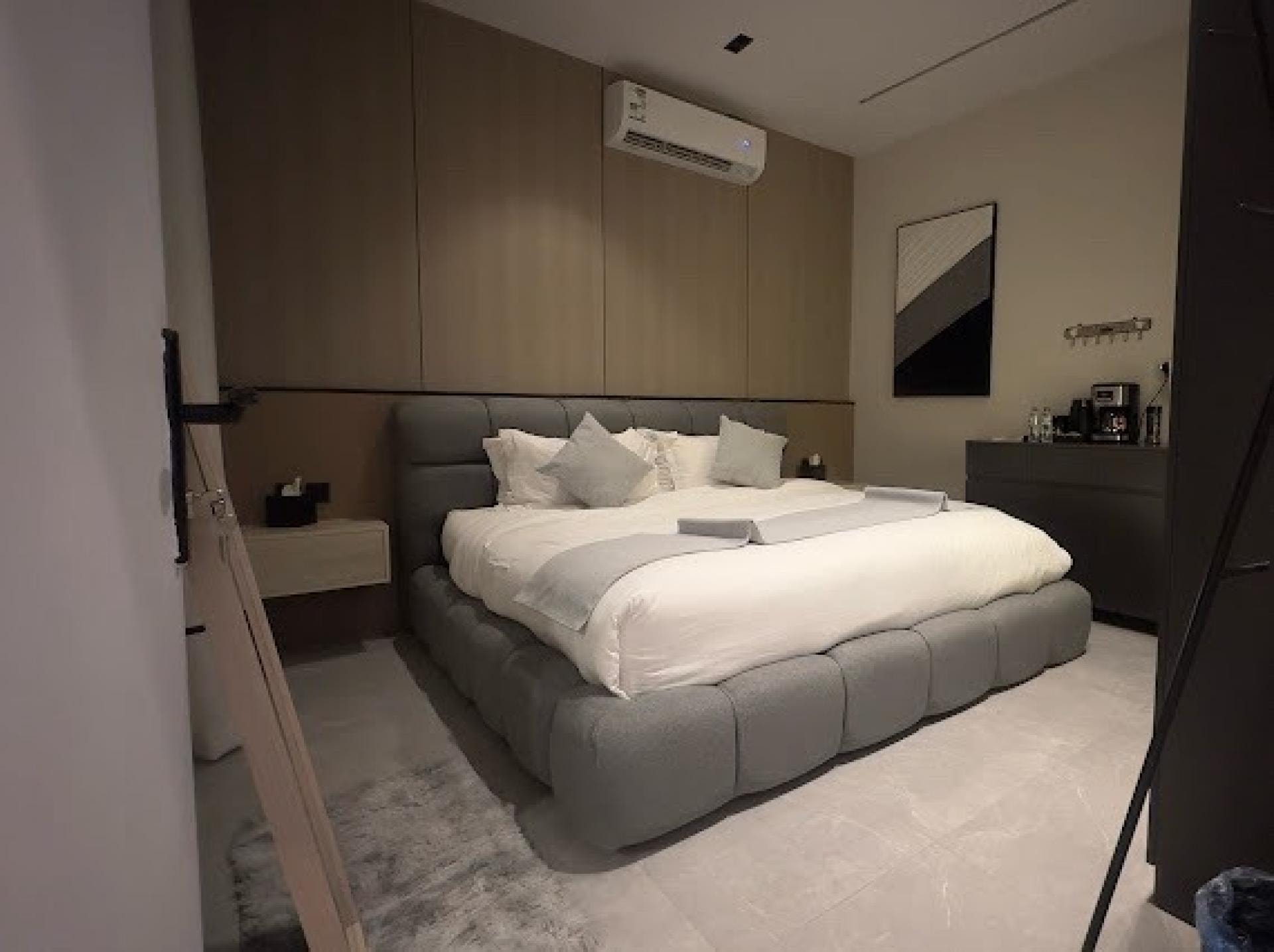 جناح تنفيذي غرفة و صالة 14D 2