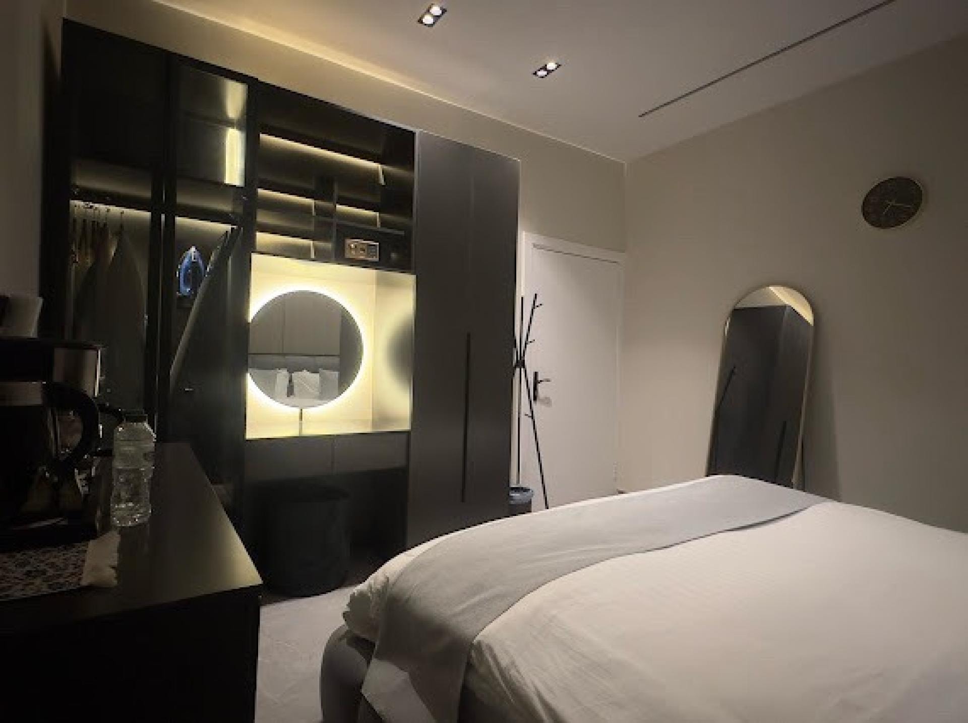 جناح تنفيذي غرفة و صالة 14D 5