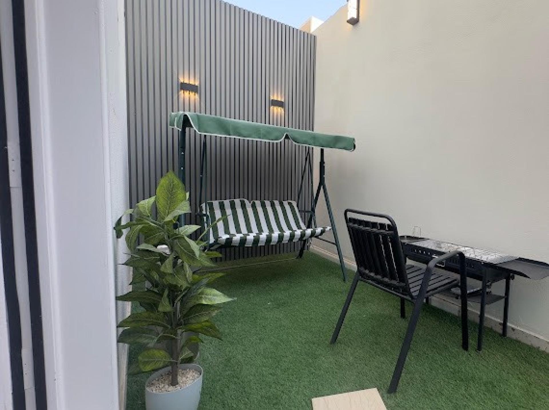 جناح تنفيذي مع جلسه خارجية 2G 12