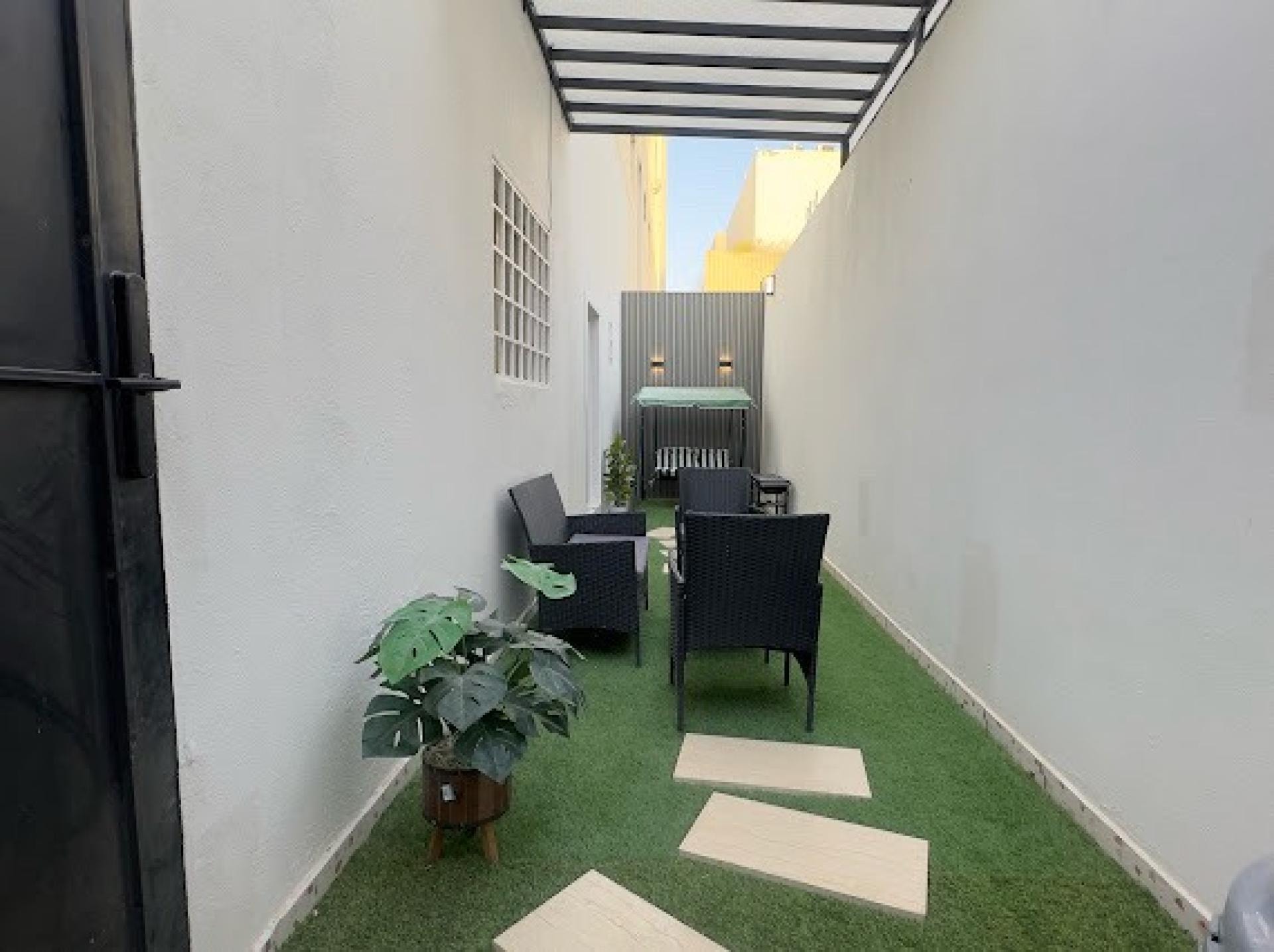 جناح تنفيذي مع جلسه خارجية 2G 15