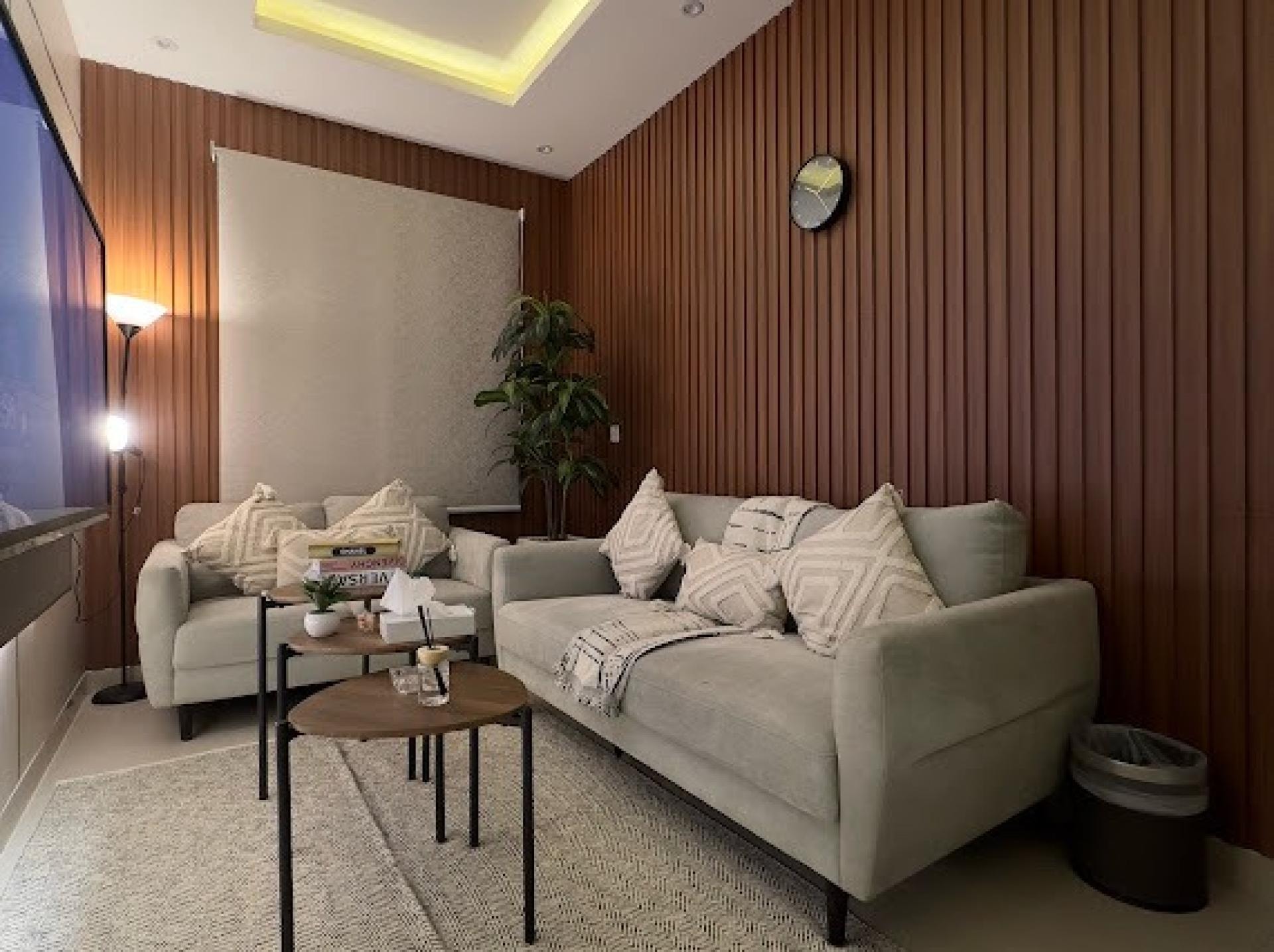 جناح تنفيذي بغرفة وصالة N1B 2