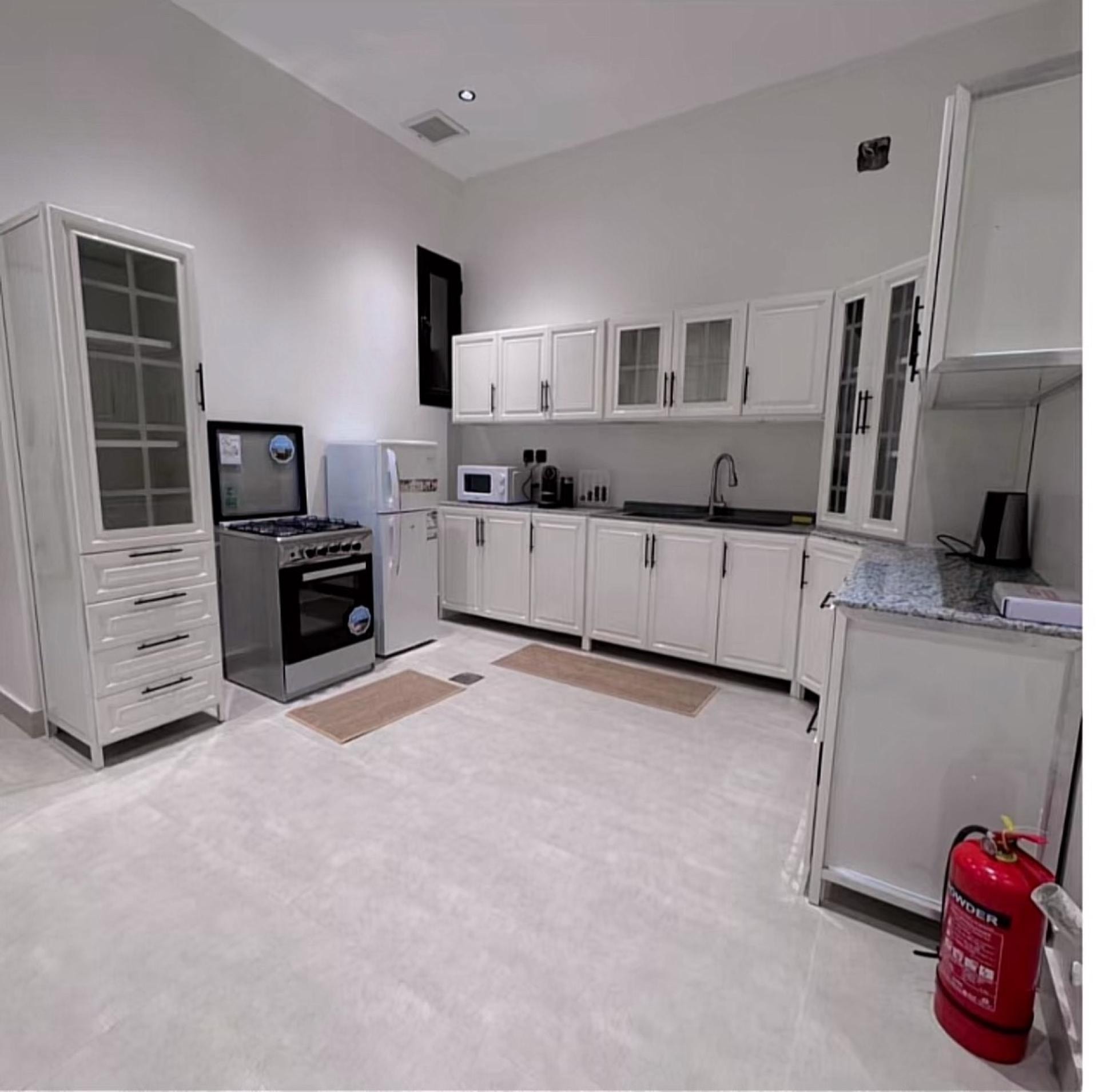 شقة واسعة وأنيقة 3 غرف 6