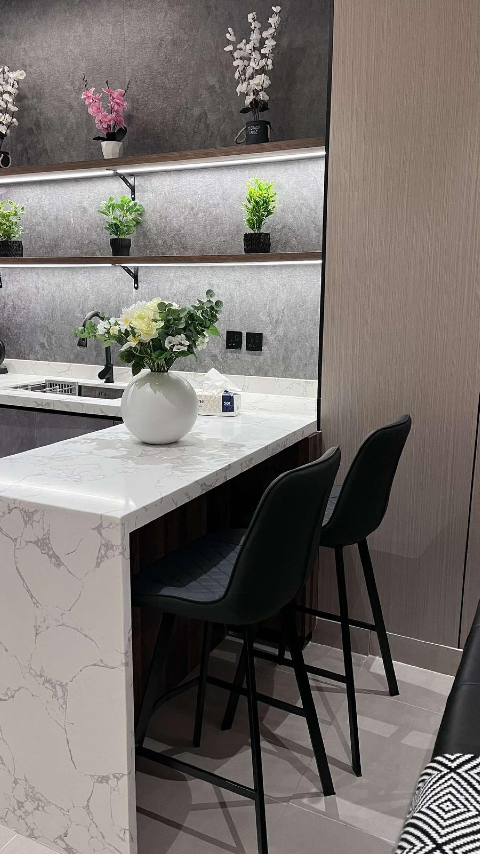 استديو واسع و انيق 17