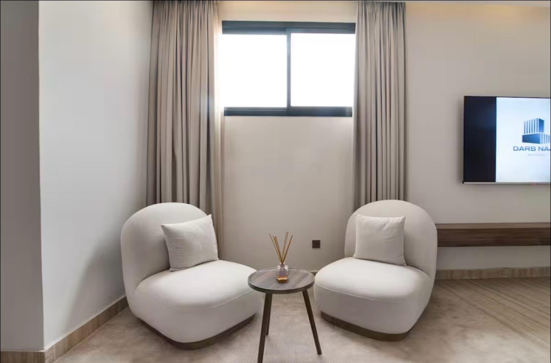 استديو فاخر في مجمع رصف 5