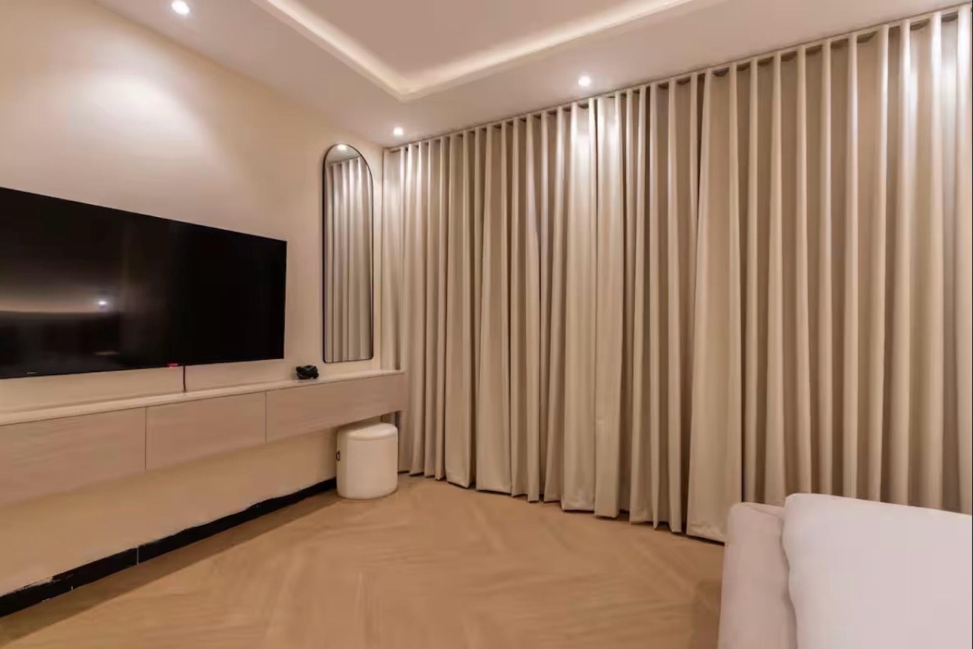 شقة فاخرة مقابل البوليفارد دخول ذاتي 6