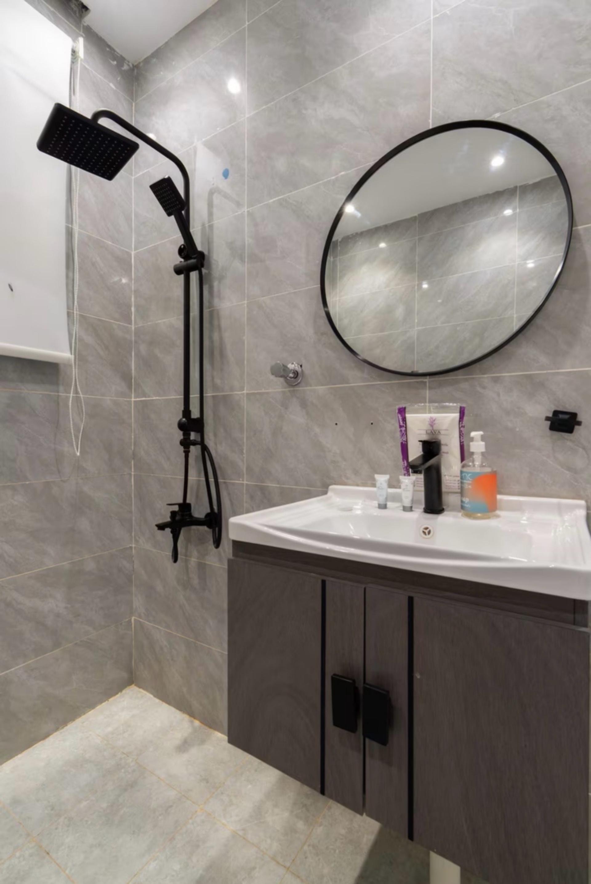 شقة فاخرة مقابل البوليفارد دخول ذاتي 10