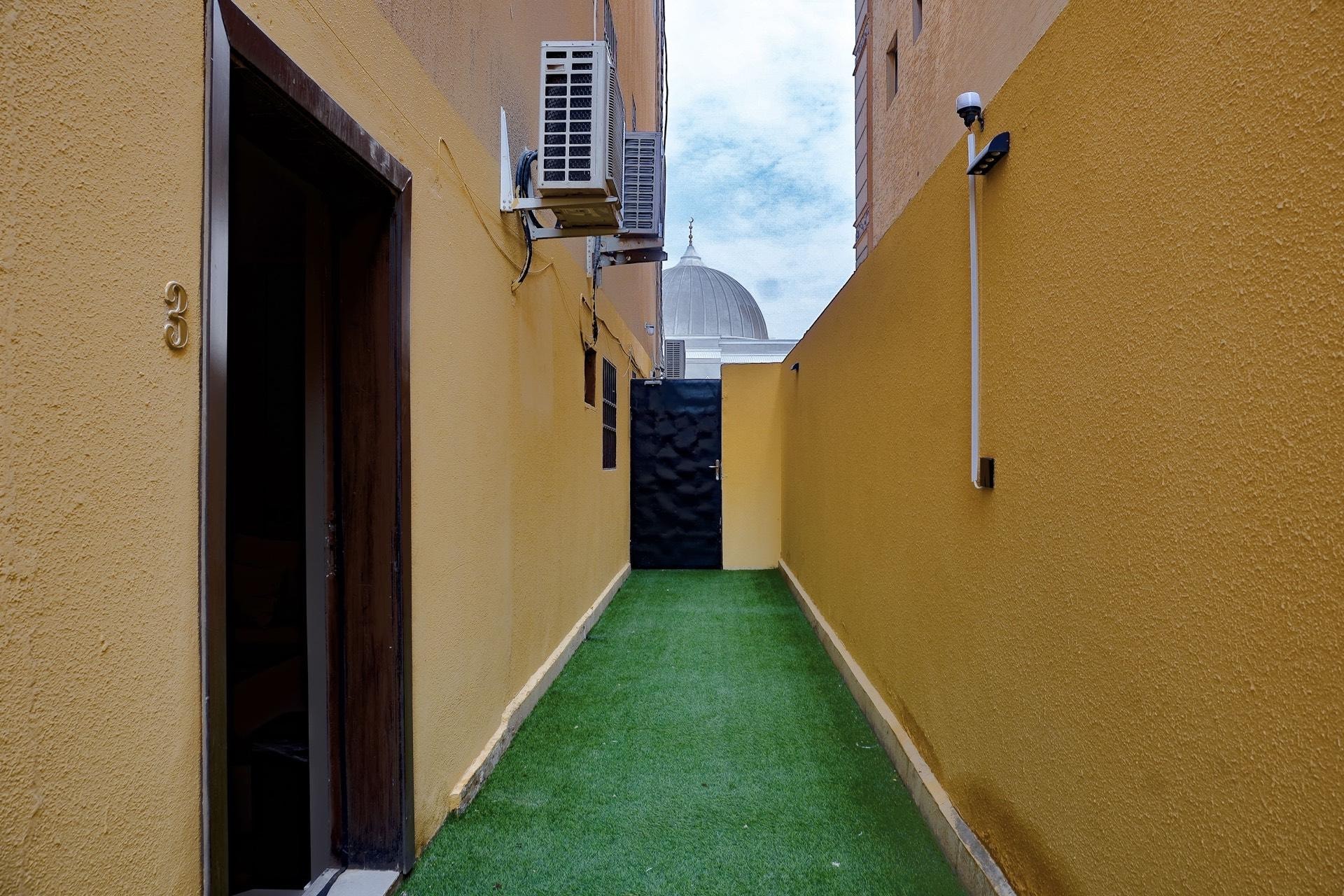 Executive Suite Private Entrance 11