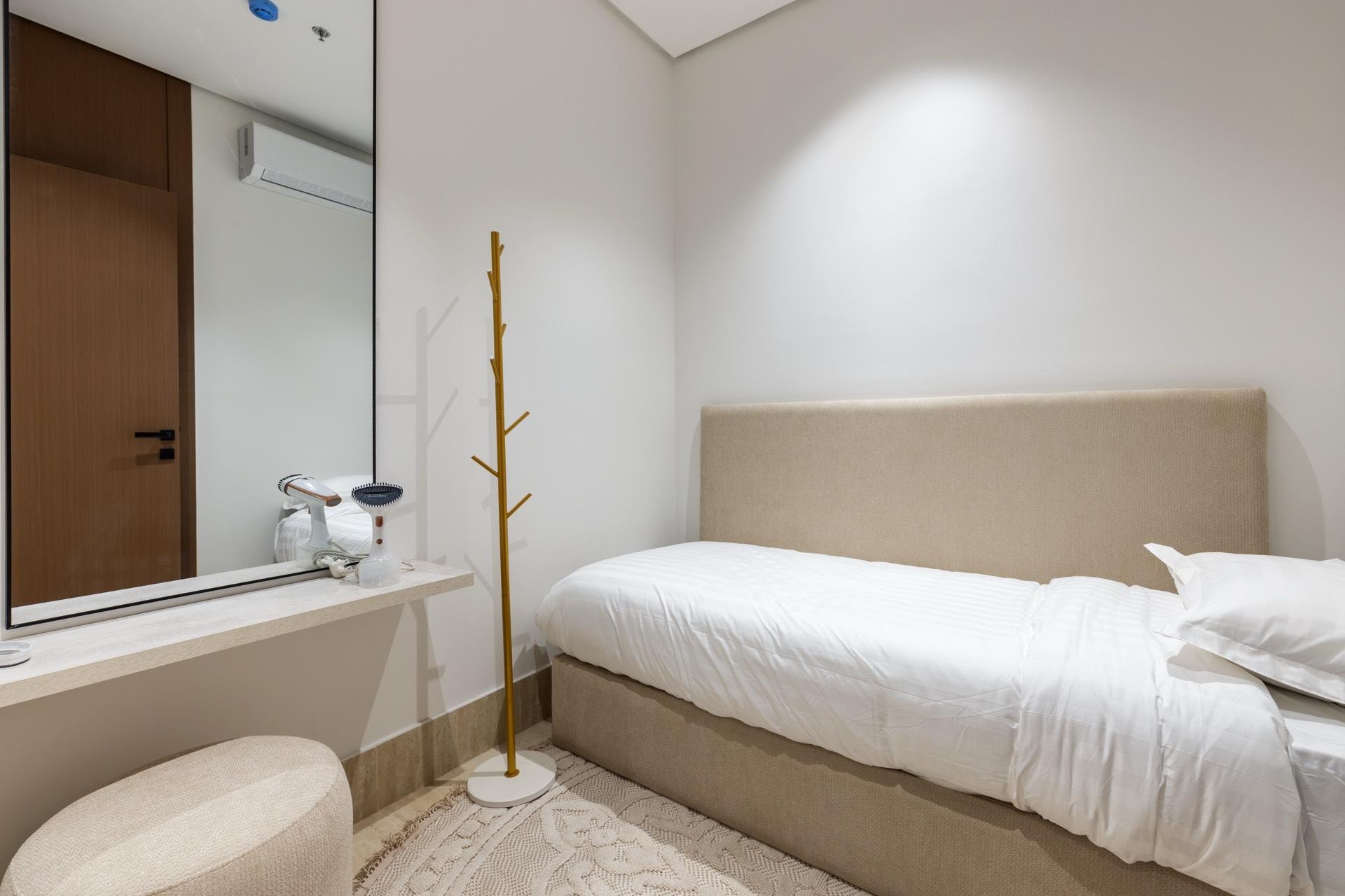 Luxury Sea Apartment 4BD 2TVs 10