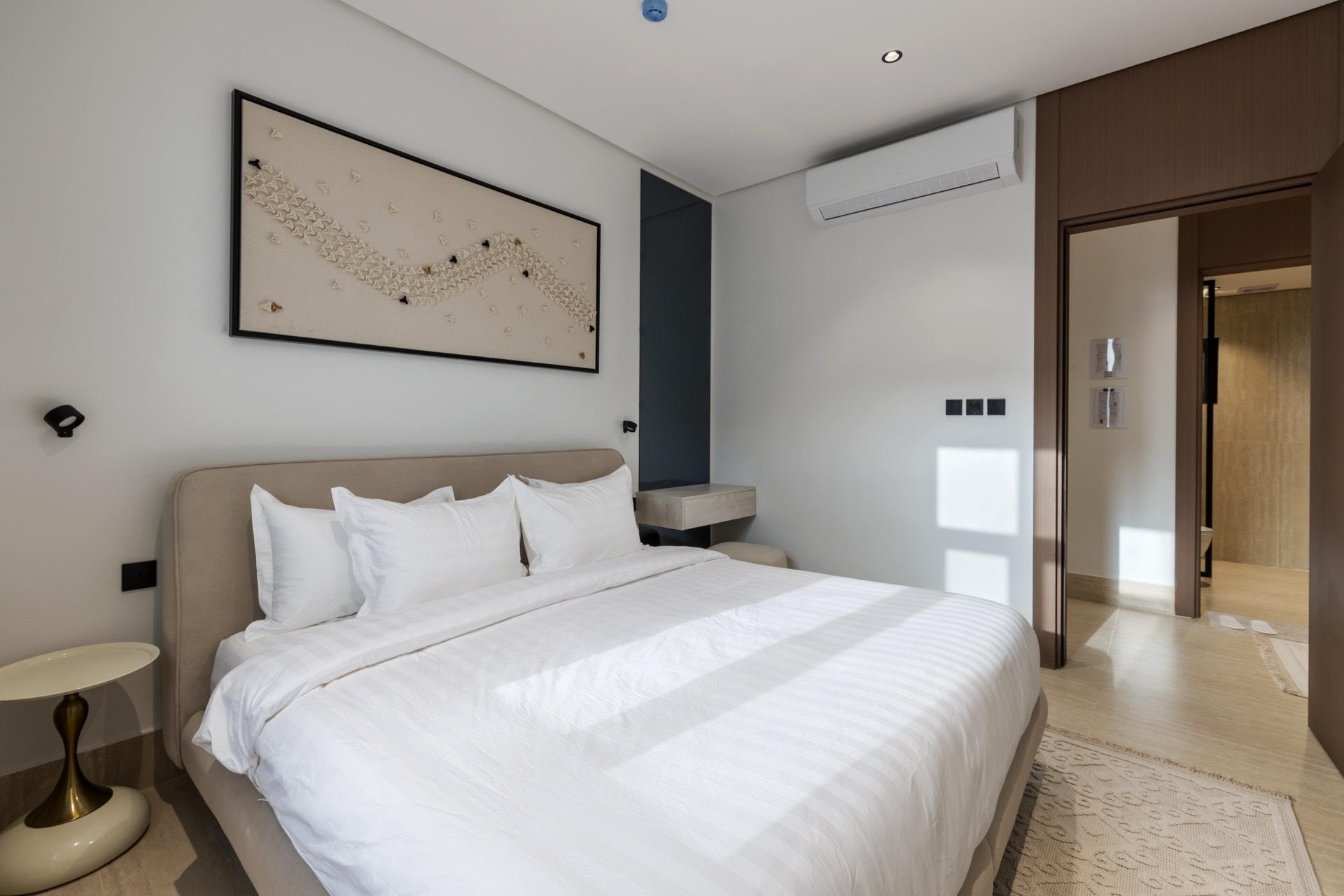 Luxury Sea Apartment 4BD 2TVs 8