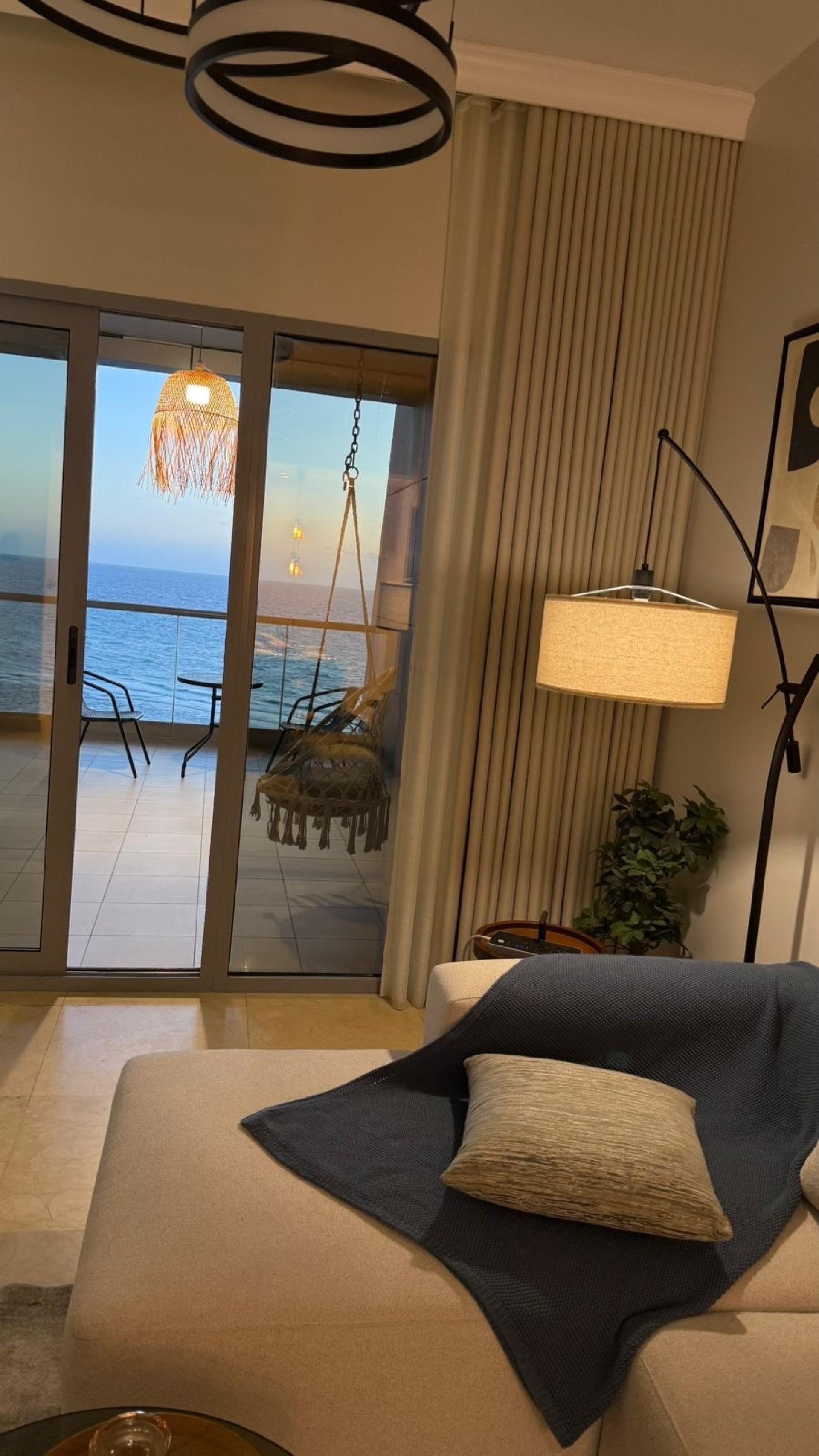 Novo View Damac 1 8