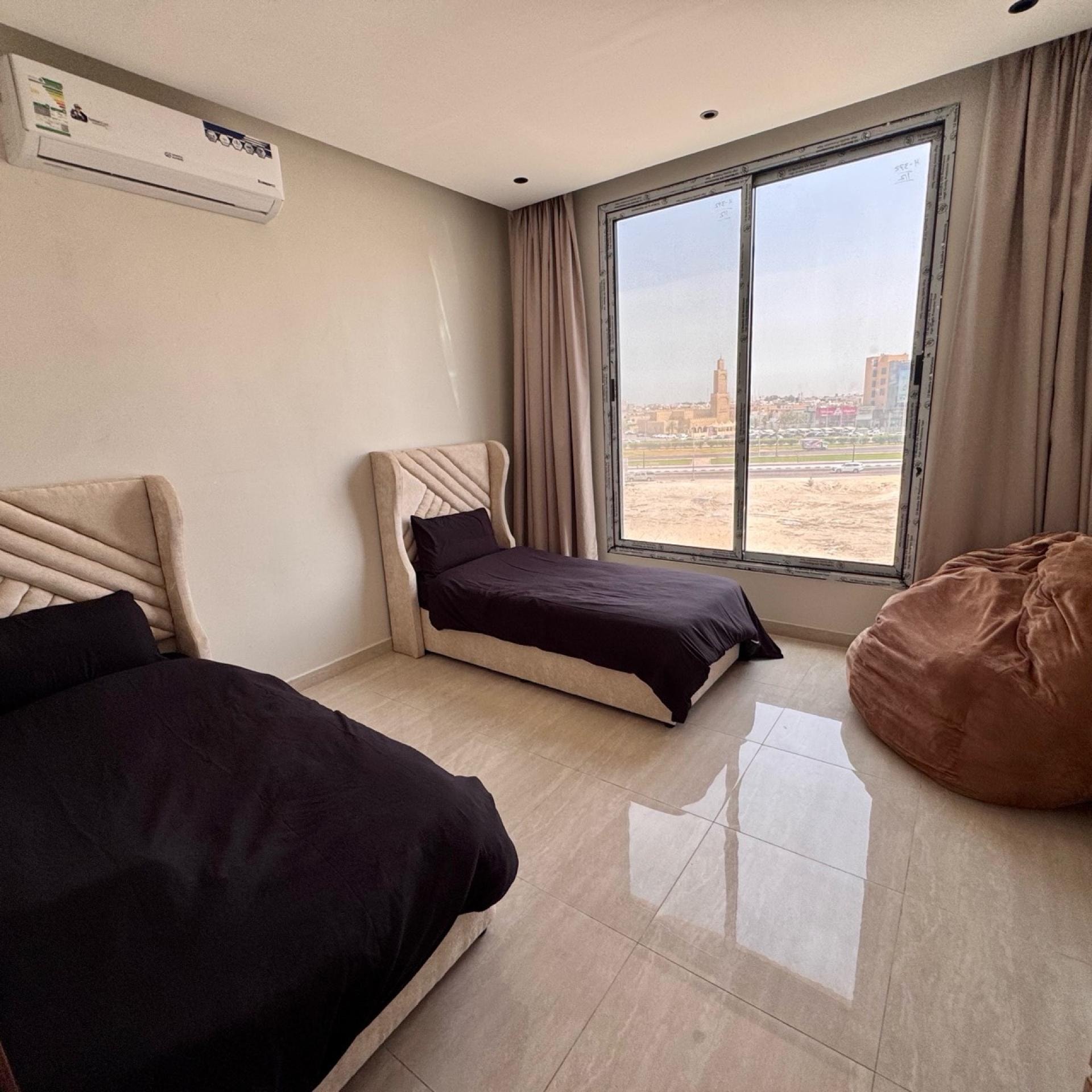 غرفتين بجاكوزي واطلالة على البحر, حي الحمراء, Al Khobar 6