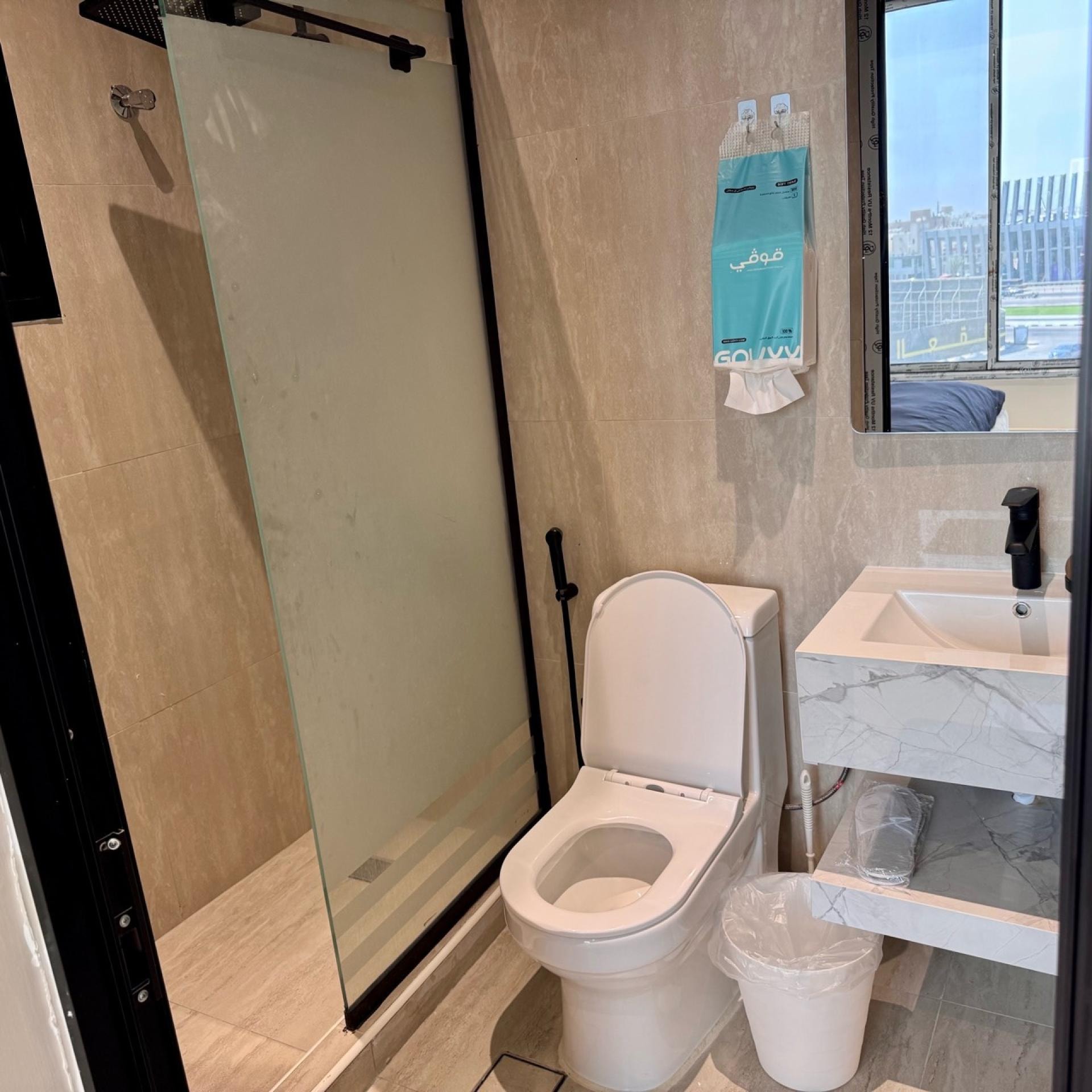 غرفتين بجاكوزي واطلالة على البحر, حي الحمراء, Al Khobar 9