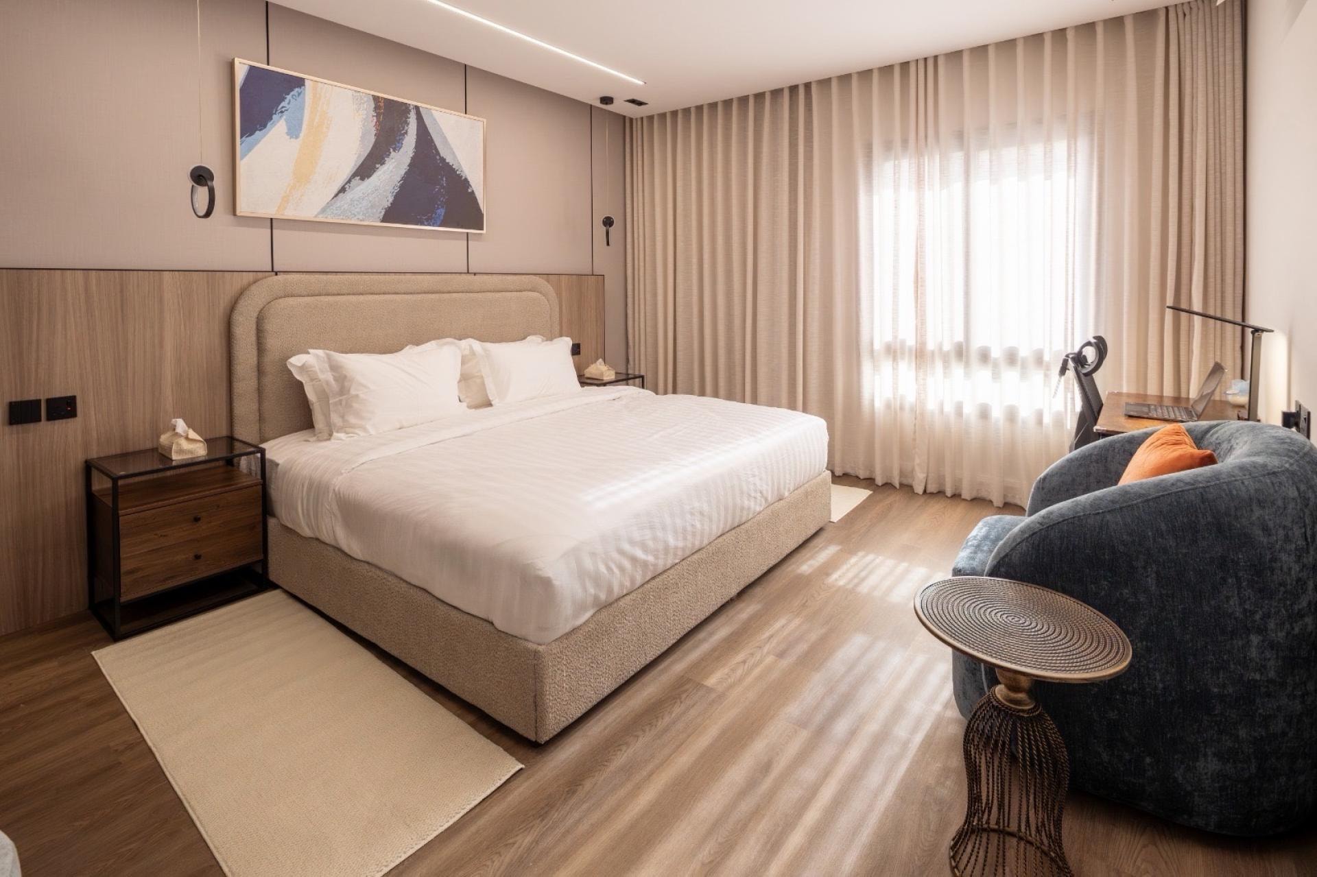 Luxury 1BR Near Boulevard Nespresso Bar 4
