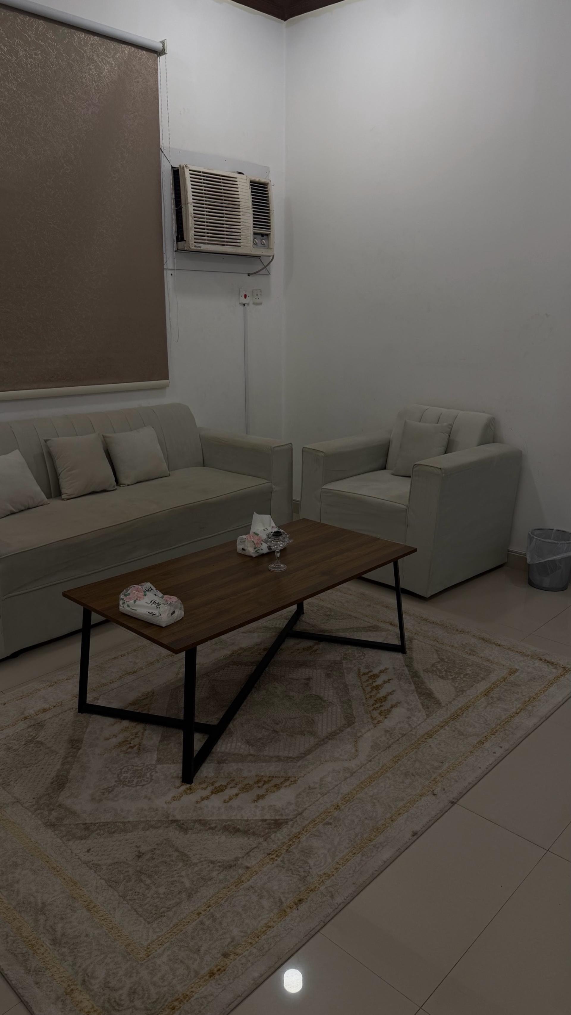 شقة بصالة و دخول ذاتي, حي المنتزه الشرقي, حائل 3