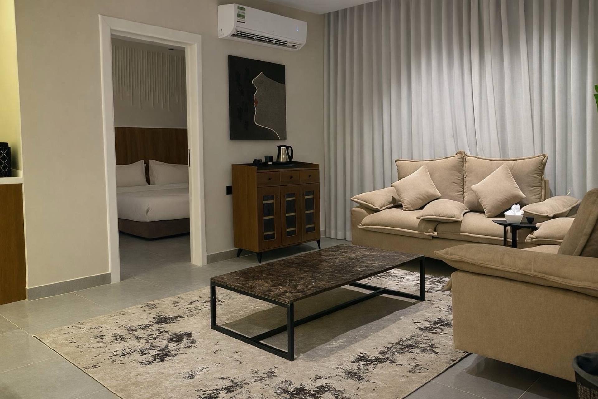 غرفة وصالة مريحة 14A, حي الملقا, الرياض 9