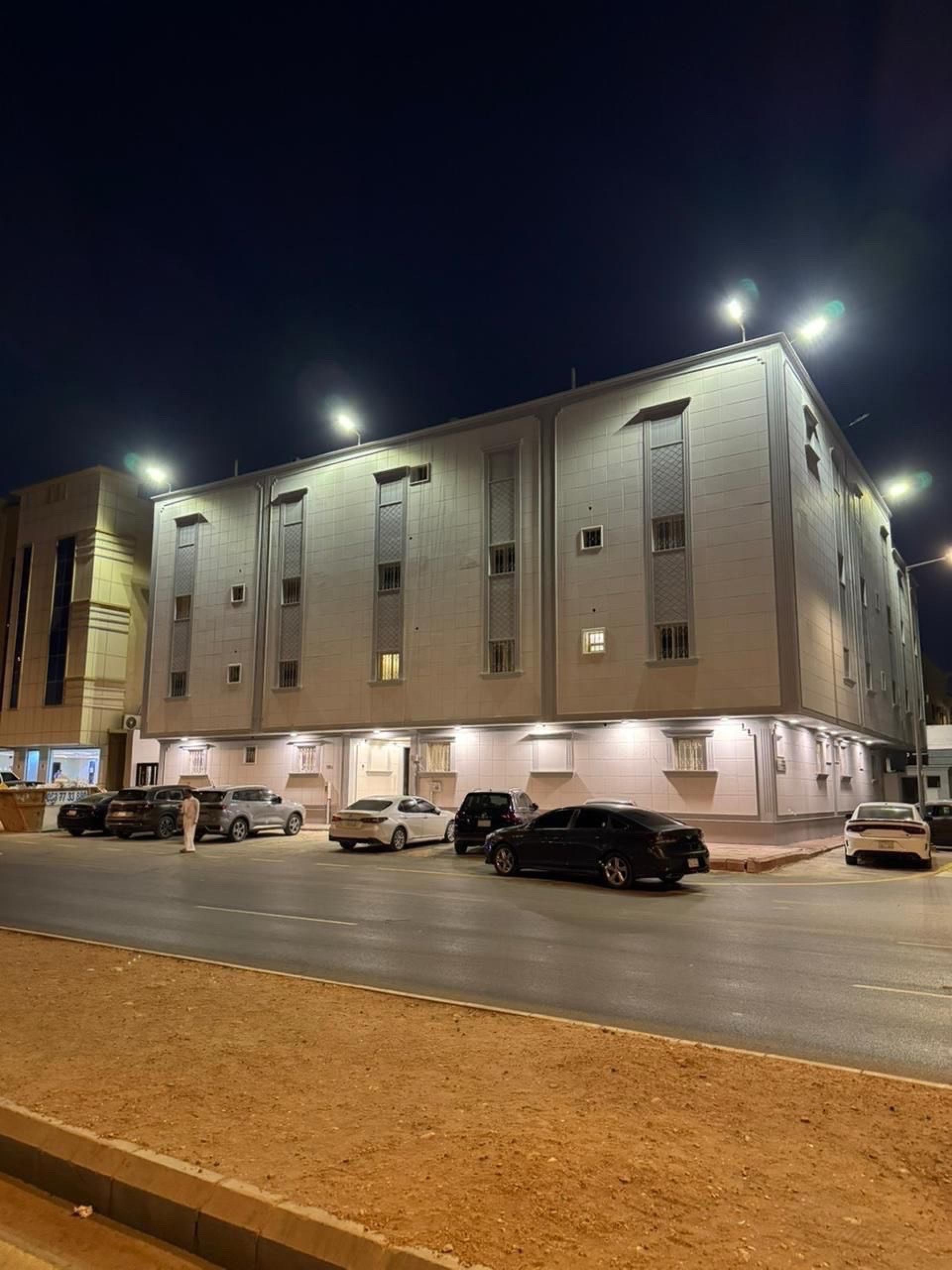 استديو اليرموك B14, حي اليرموك, الرياض 11