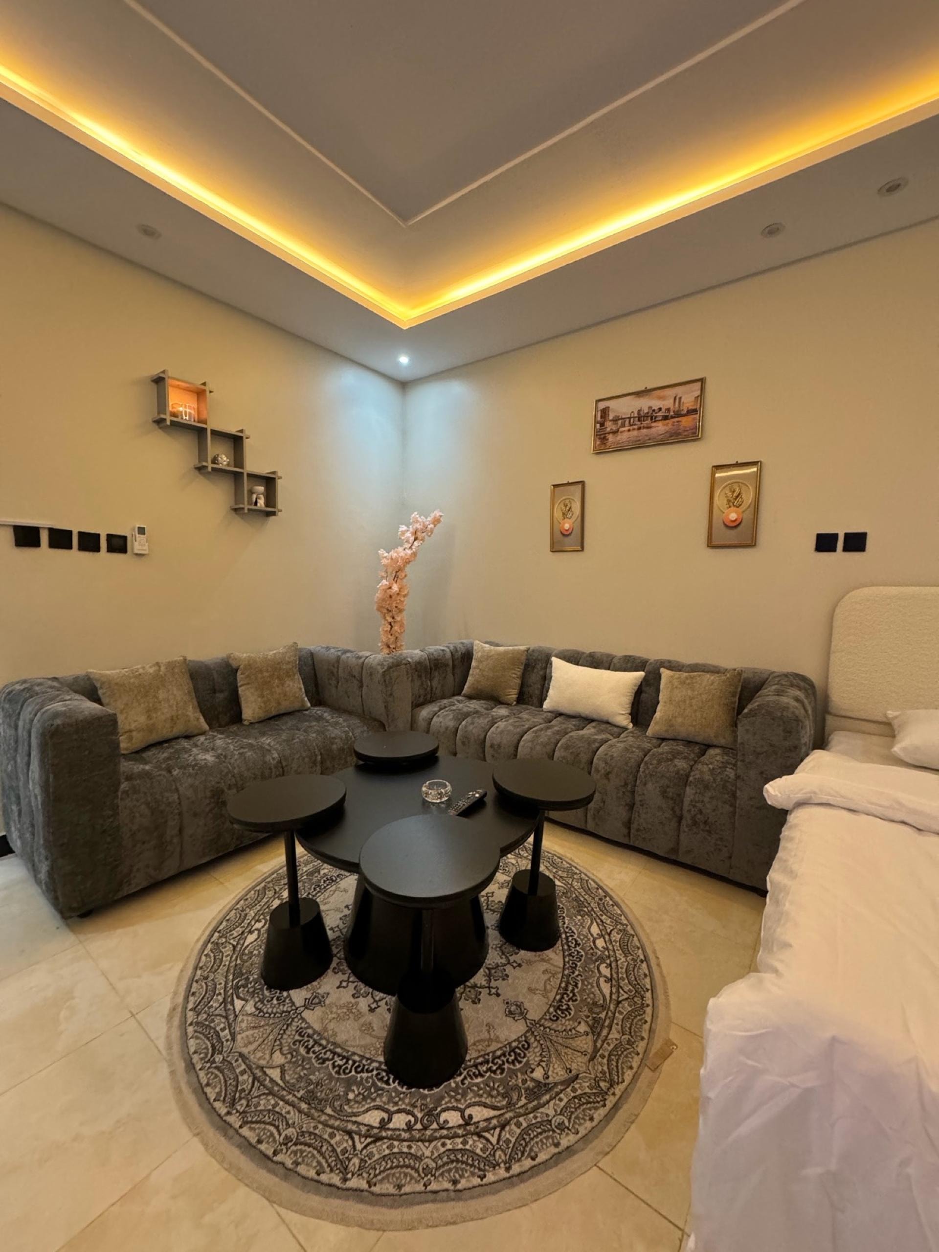 استديو مميز واسع دخول ذاتي, حي اليرموك, الرياض 10