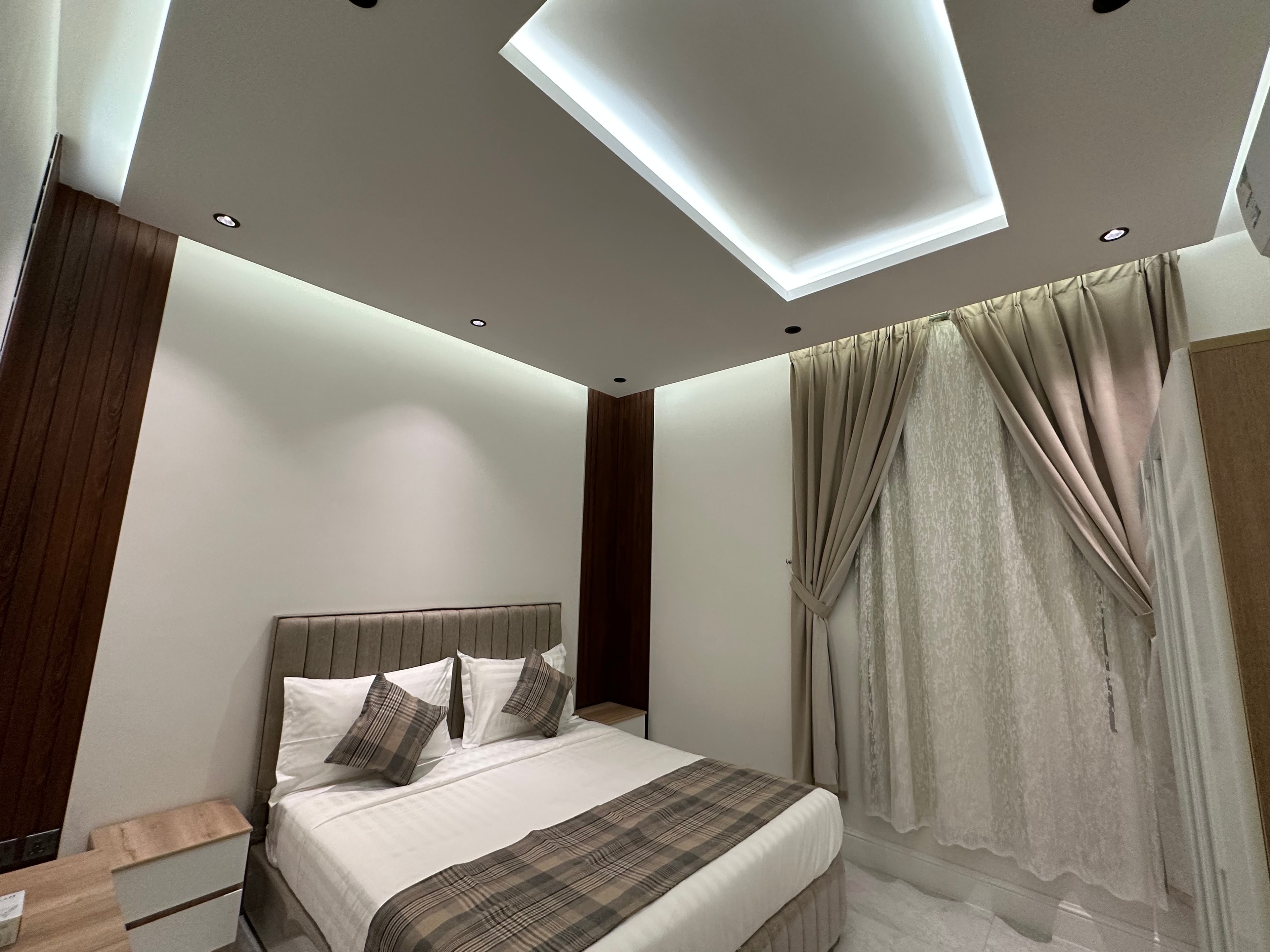 شقه فخمه كلاسيكيه وهادئه 1