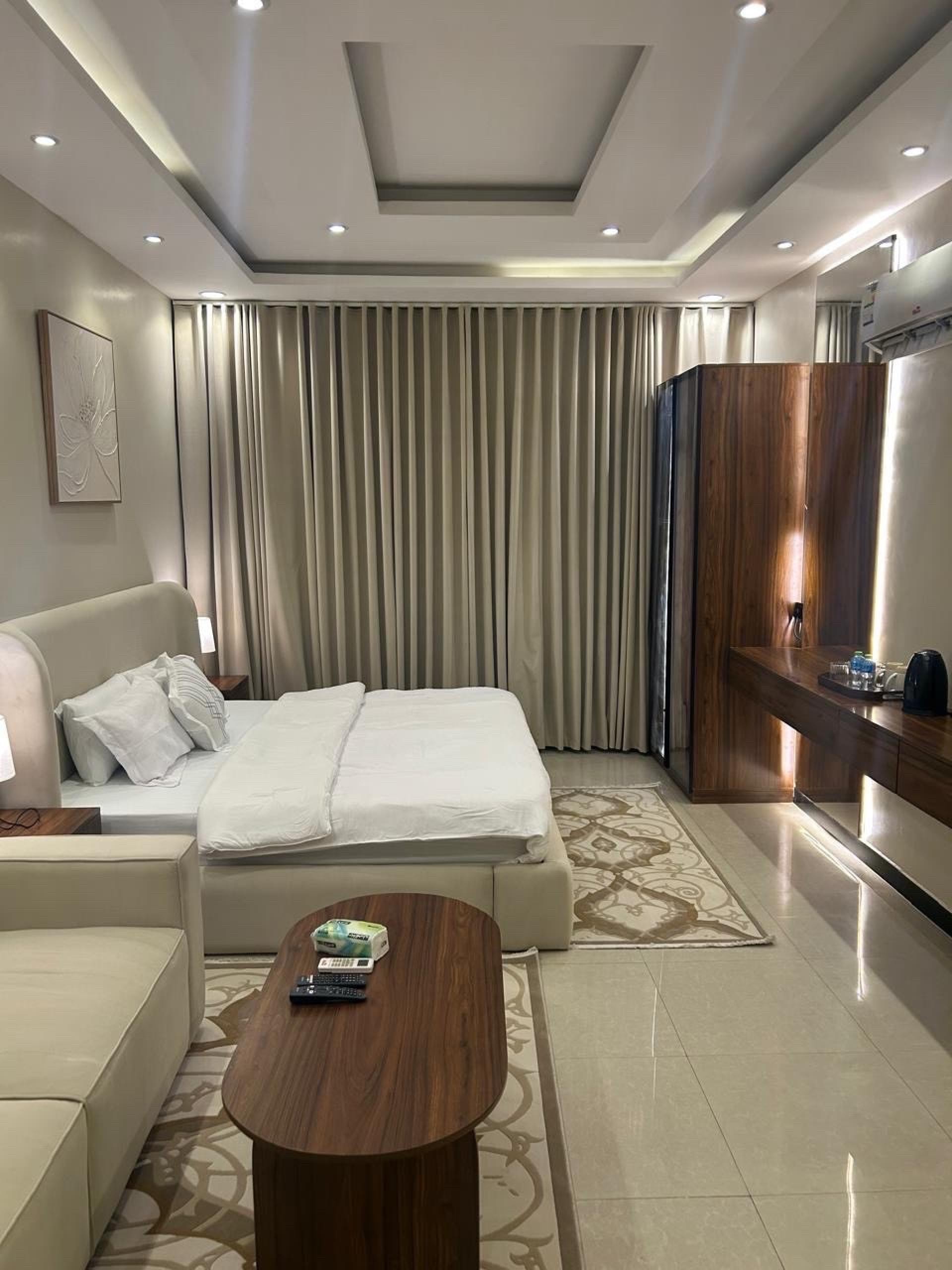 استوديو بسرير ماستر وجلسه مريحه, حي الملقا, الرياض 1