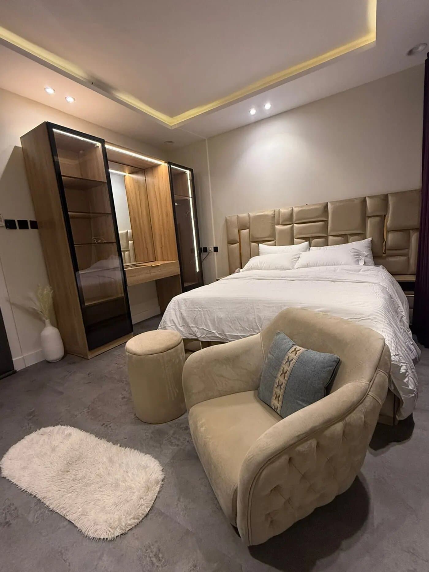 استديو هادئ بسرير ماستر دخول ذكي 5