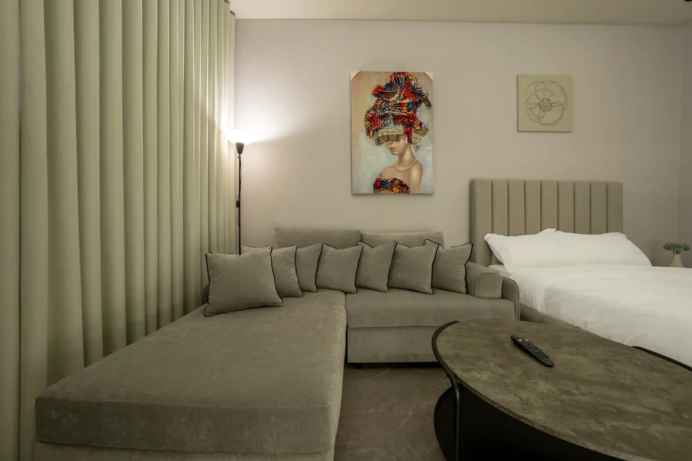 استديو هادئ بسرير ماستر دخول ذكي 12