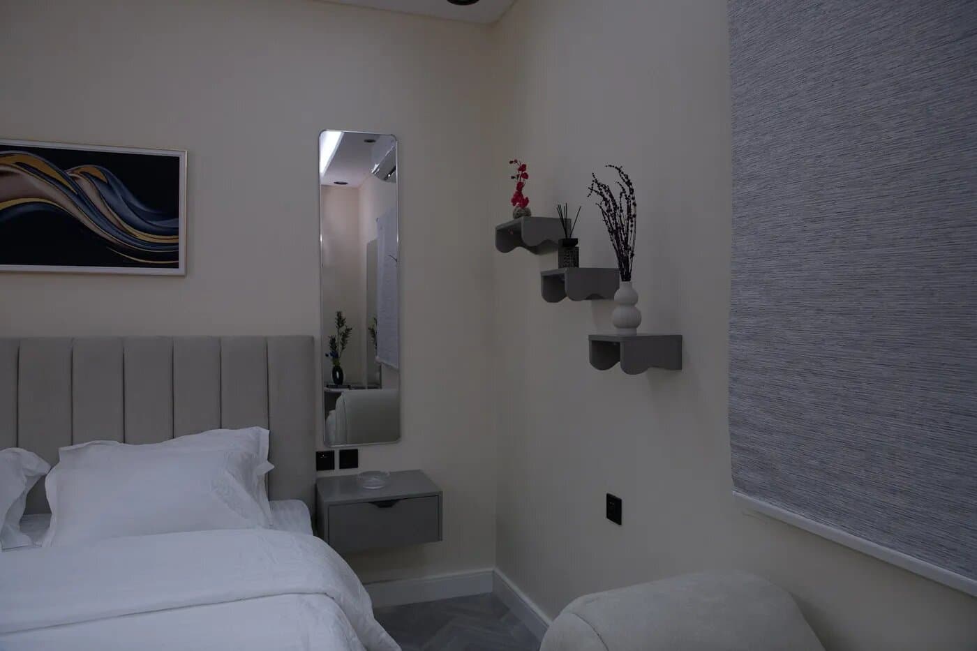 استديو هادئ بسريرماستر بدخول ذكي 3